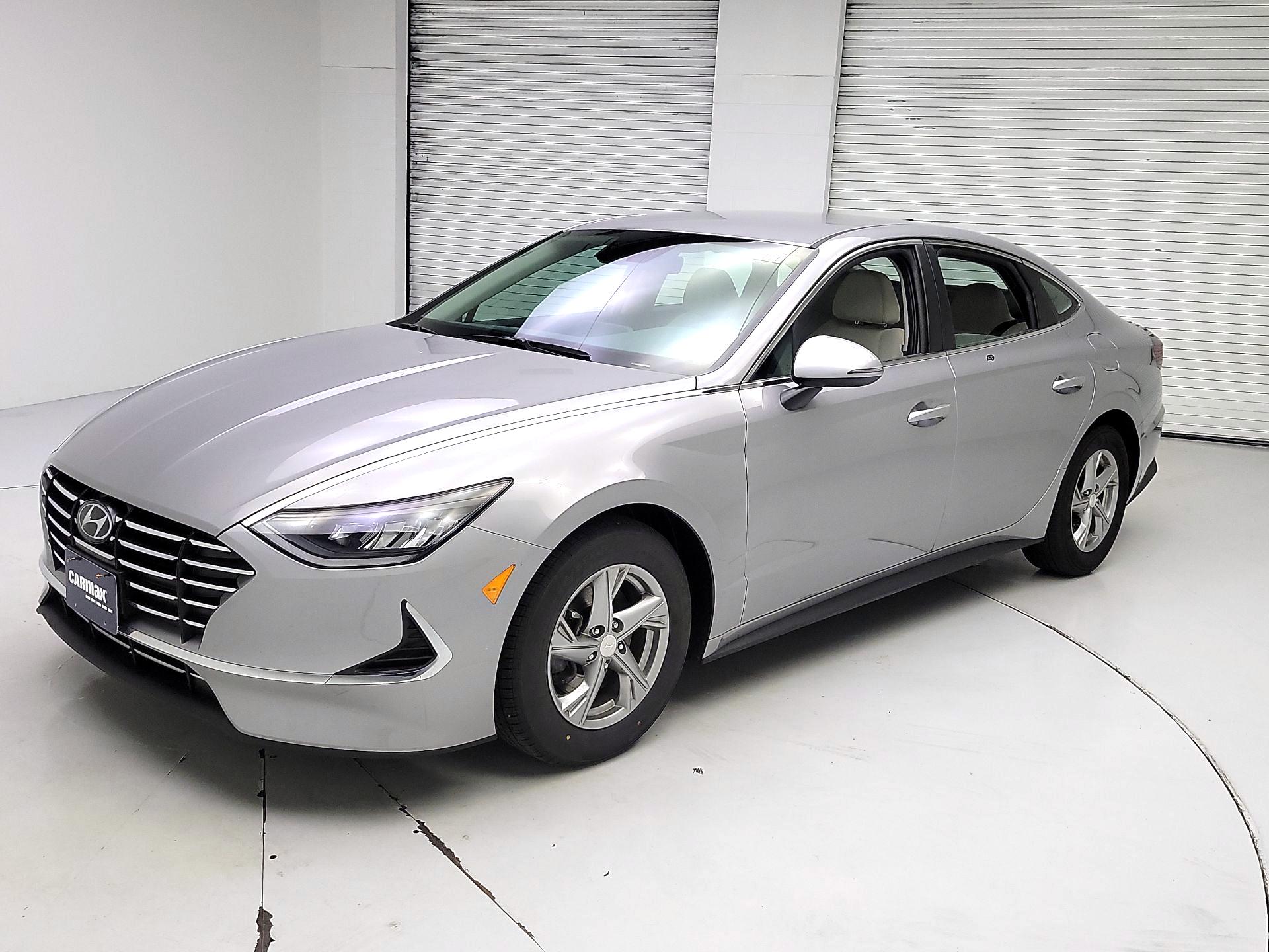 Thumbnail: 2023 Hyundai Sonata - 3