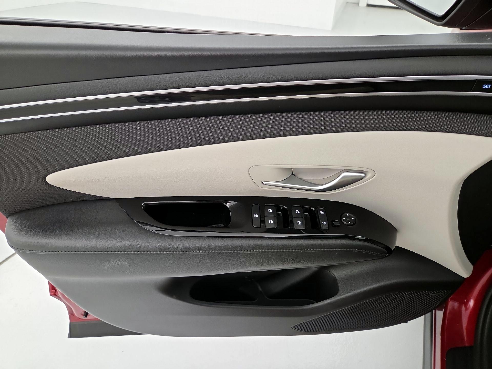 Thumbnail: 2024 Hyundai Tucson - 12