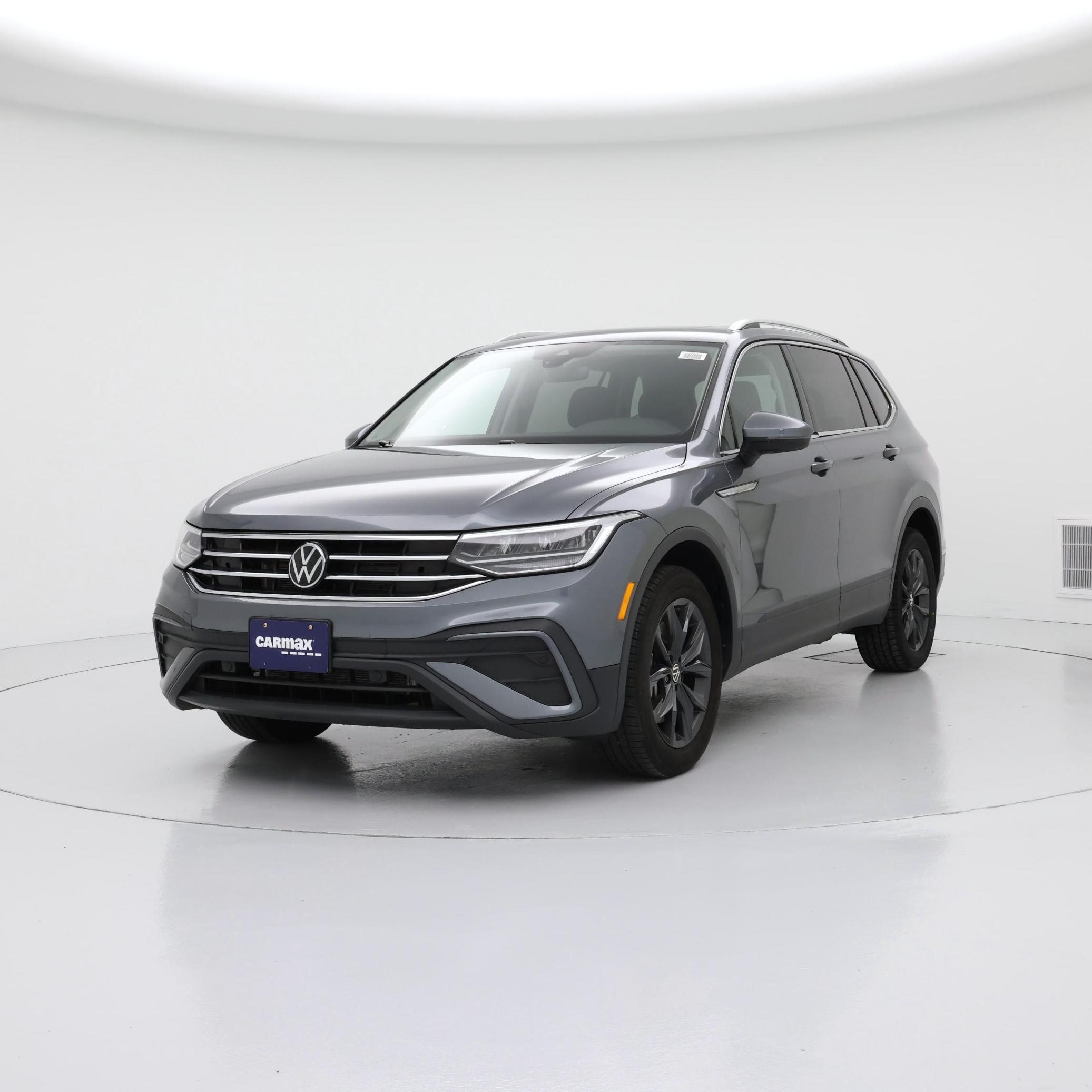 Thumbnail: 2024 Volkswagen Tiguan - 4