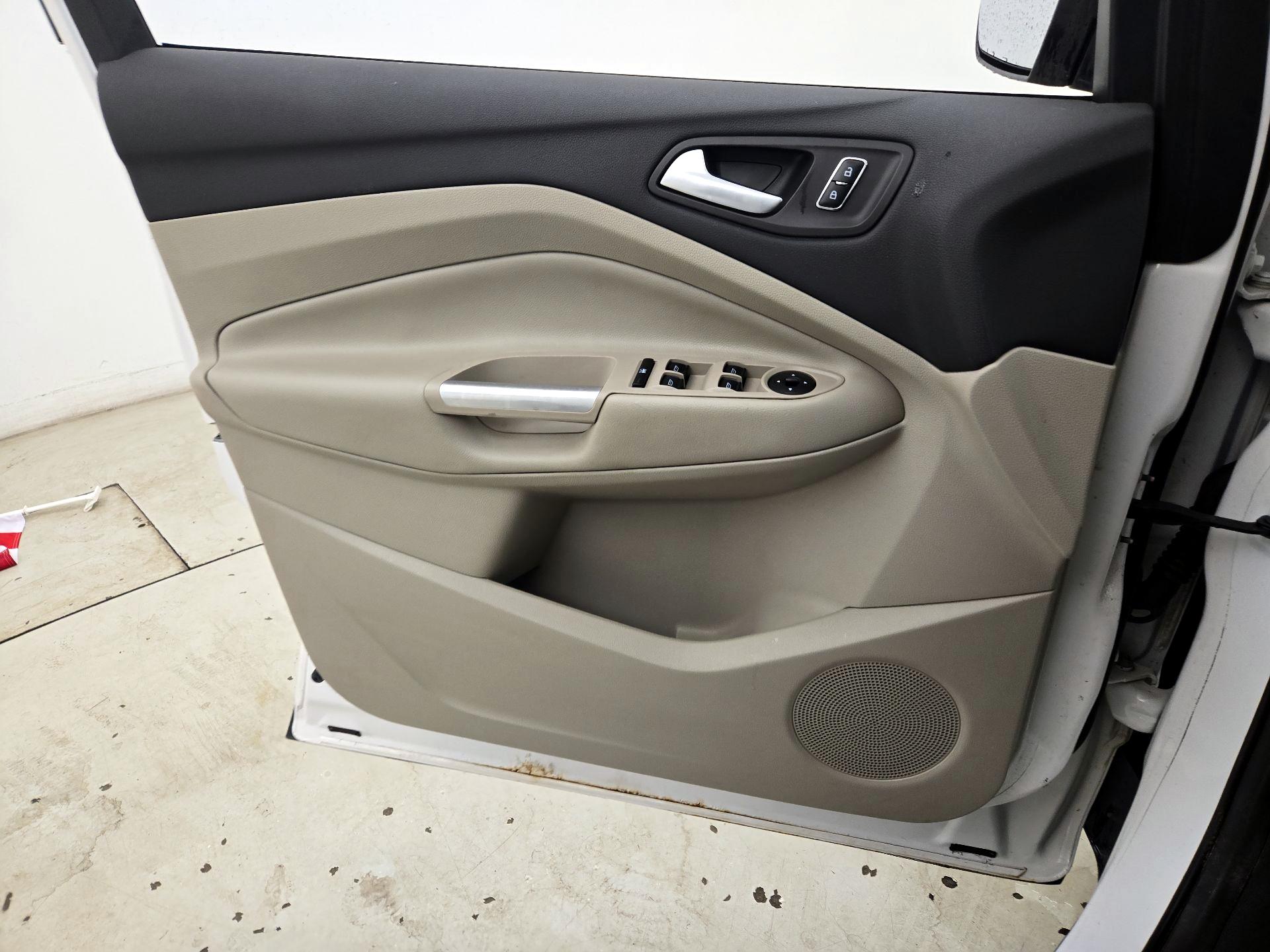 Thumbnail: 2014 Ford Escape - 12