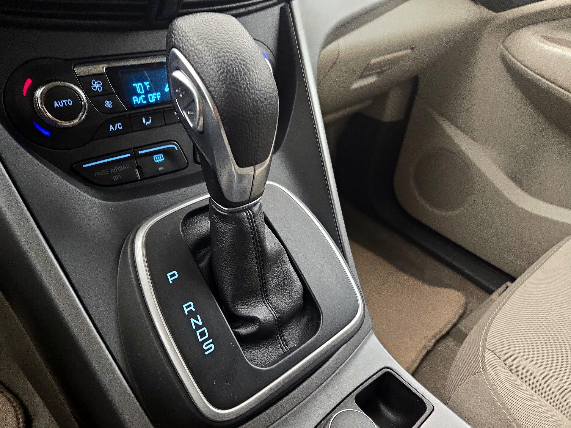 Thumbnail: 2014 Ford Escape - 17