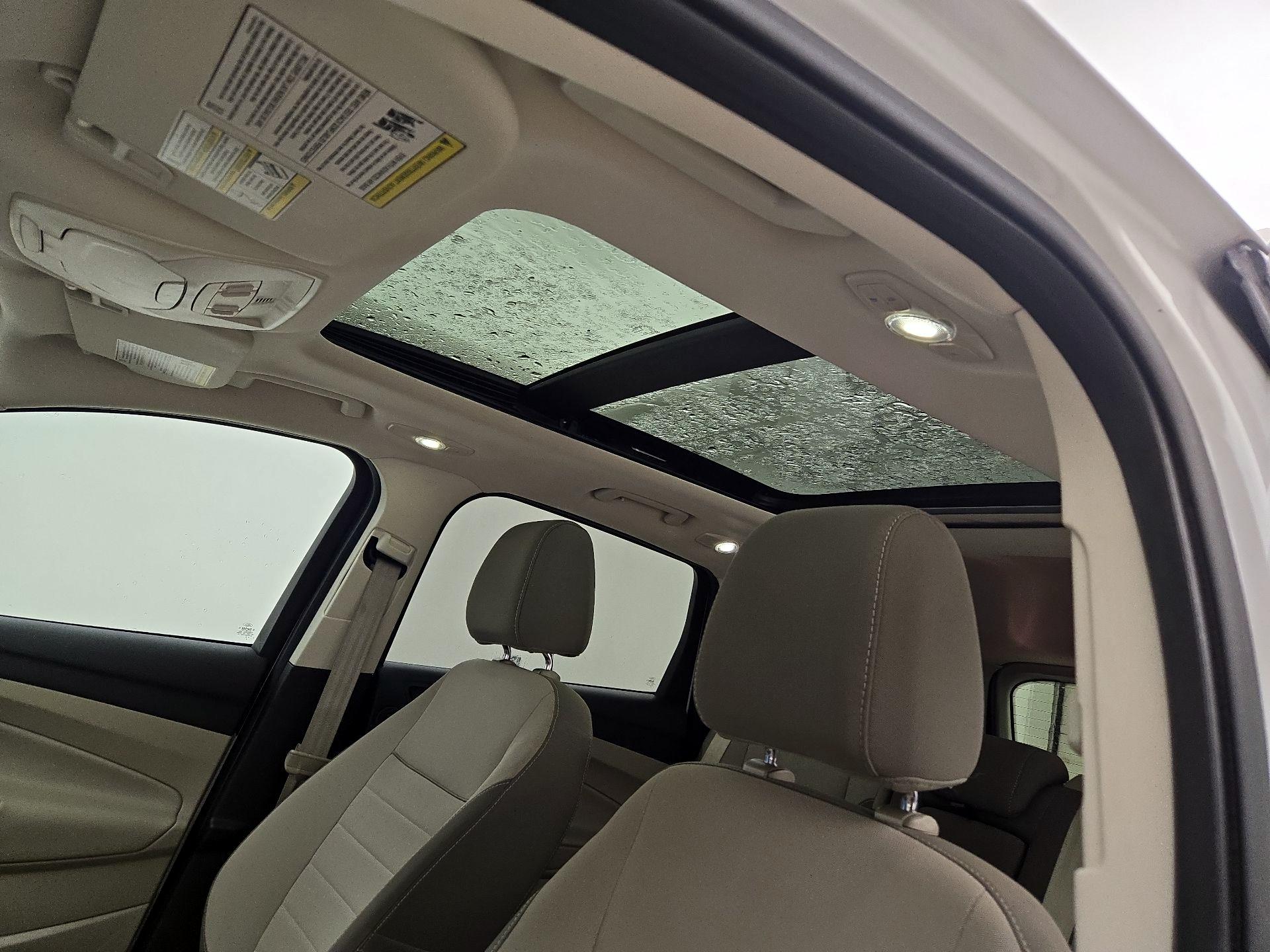 Thumbnail: 2014 Ford Escape - 19