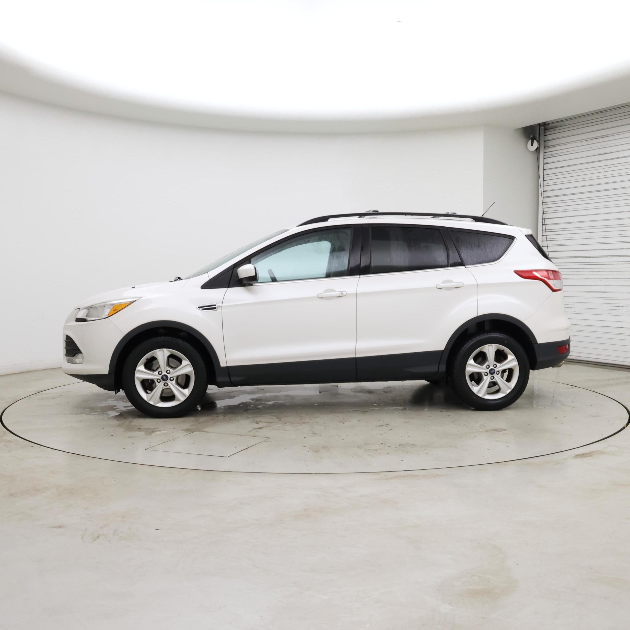 Thumbnail: 2014 Ford Escape - 3