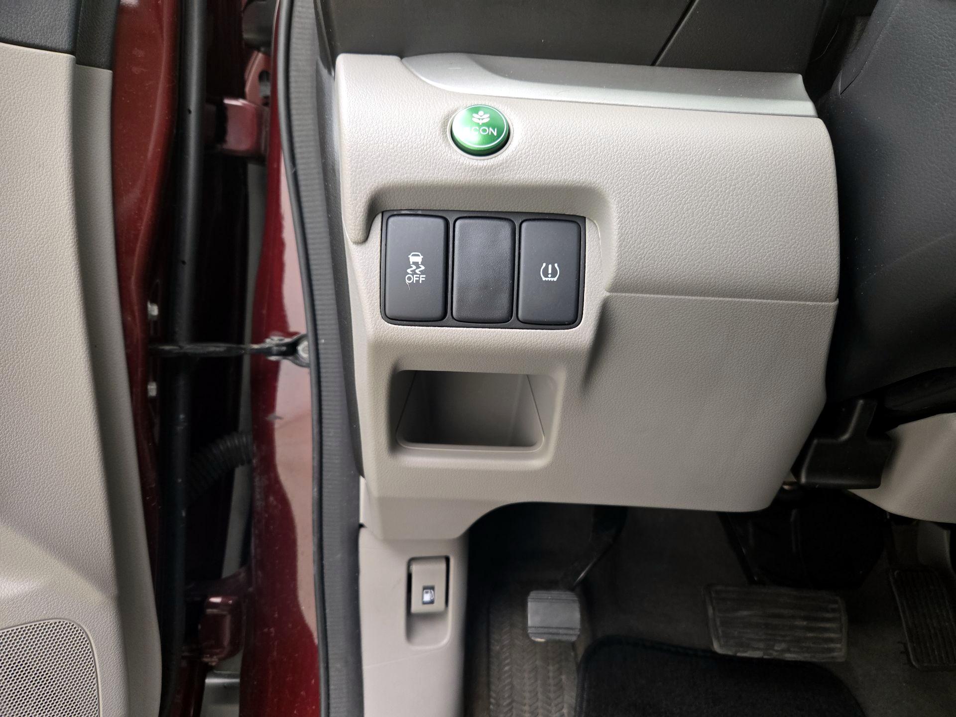 Thumbnail: 2014 Honda CR-V - 13