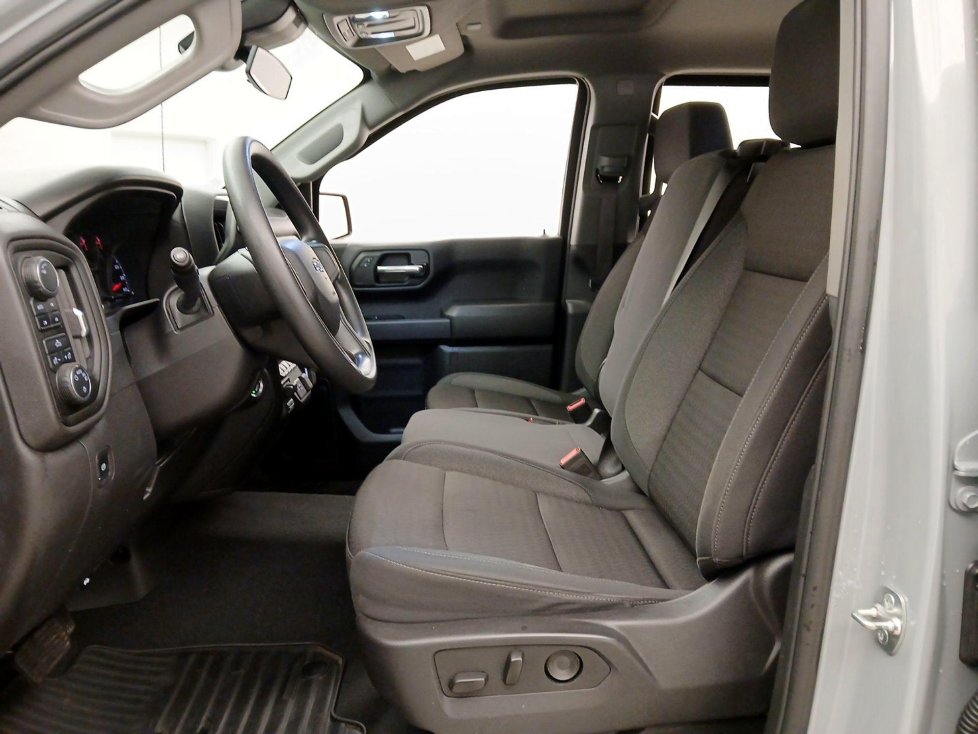 Thumbnail: 2025 Chevrolet Silverado 1500 - 11