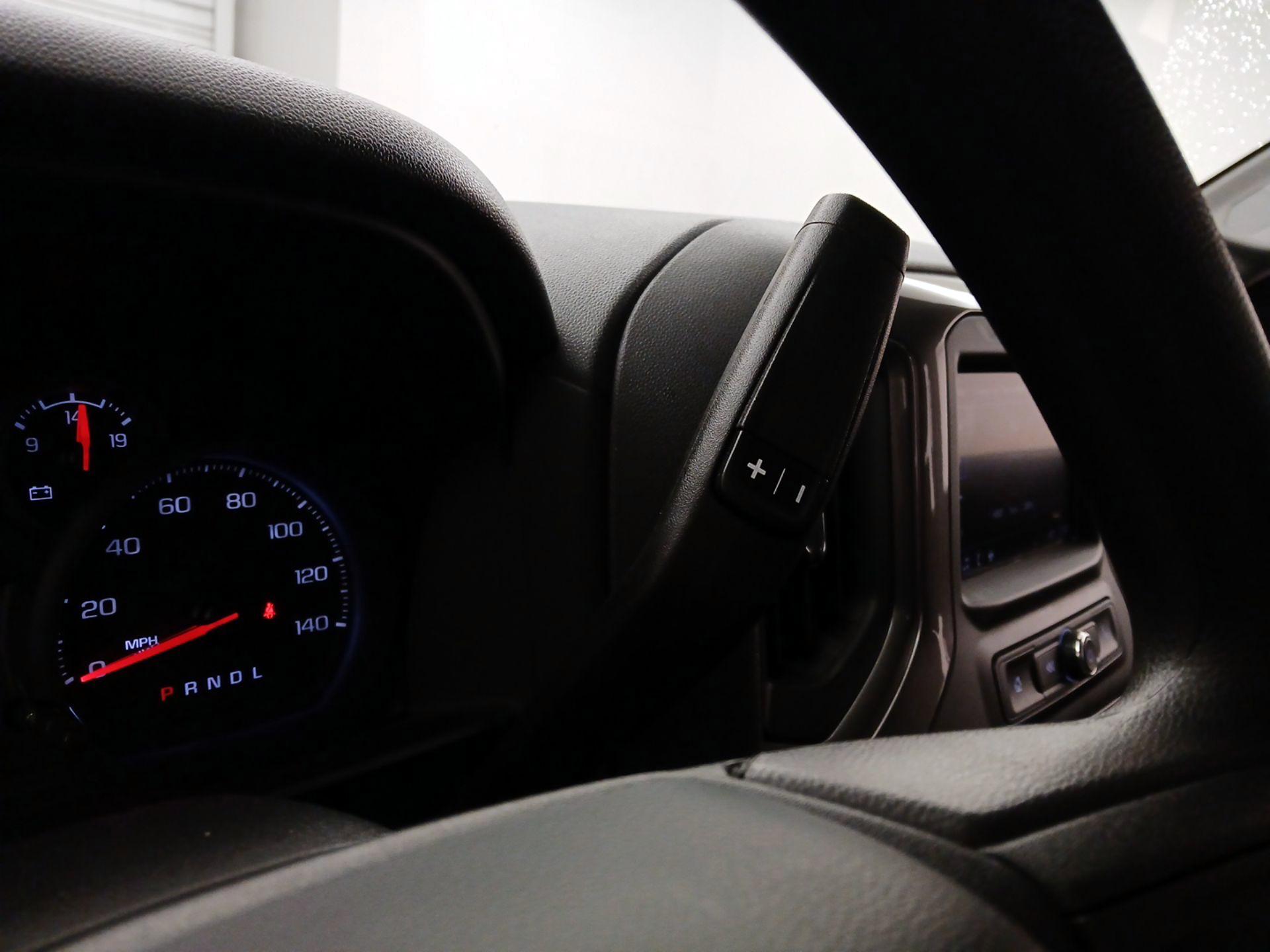 Thumbnail: 2025 Chevrolet Silverado 1500 - 17