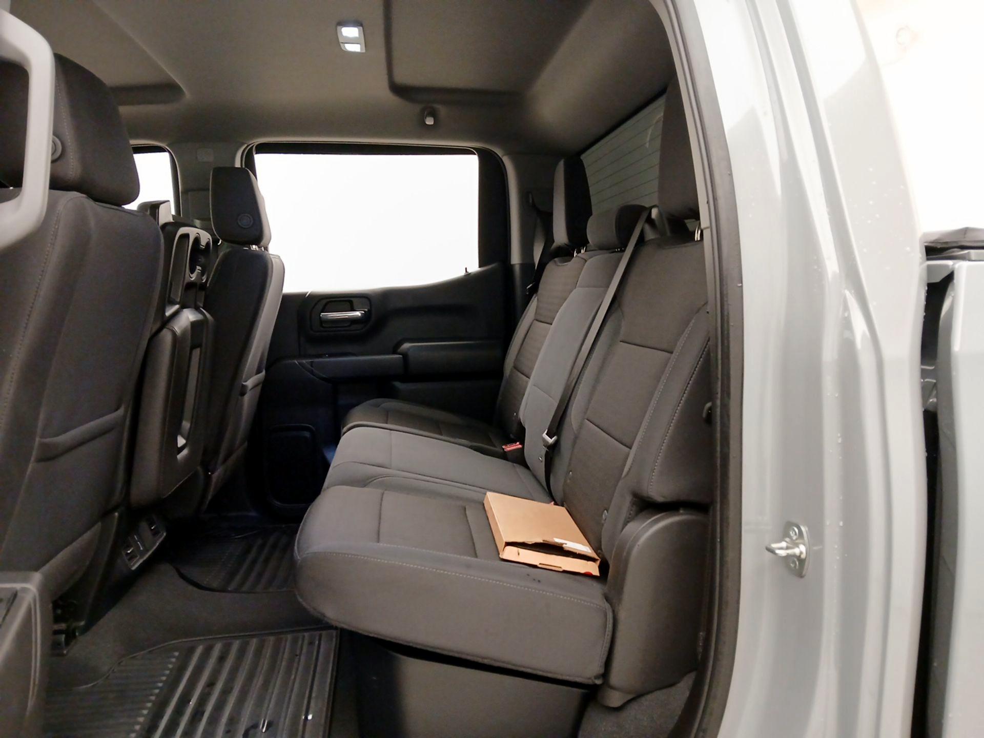 Thumbnail: 2025 Chevrolet Silverado 1500 - 18