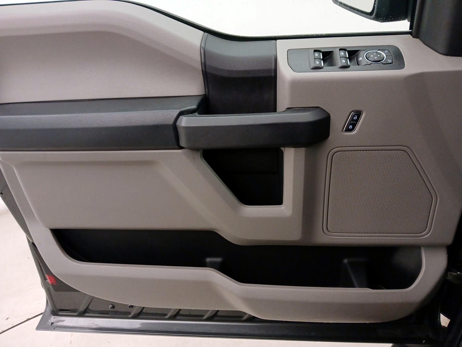 Thumbnail: 2018 Ford F-150 - 12