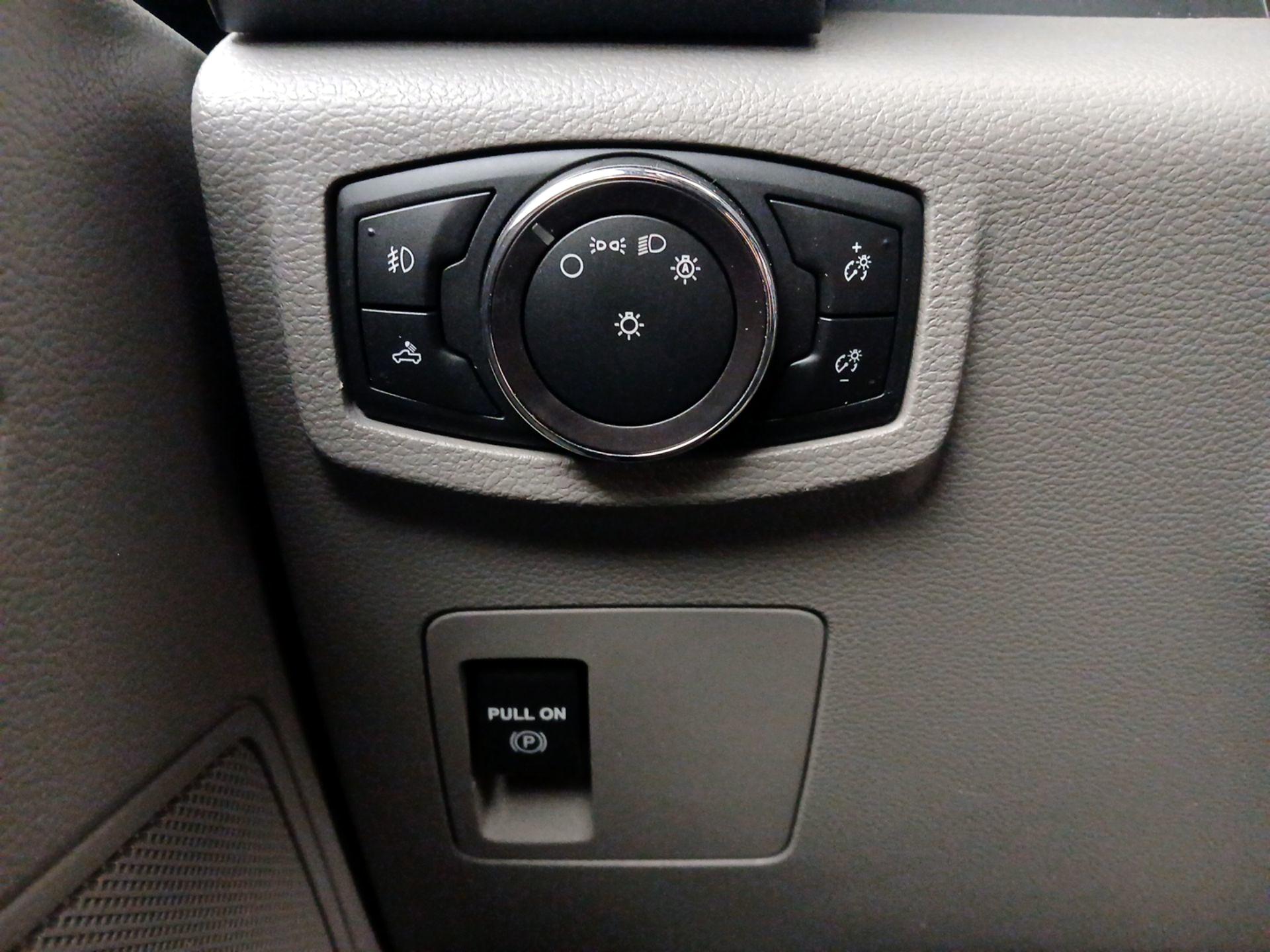 Thumbnail: 2018 Ford F-150 - 13