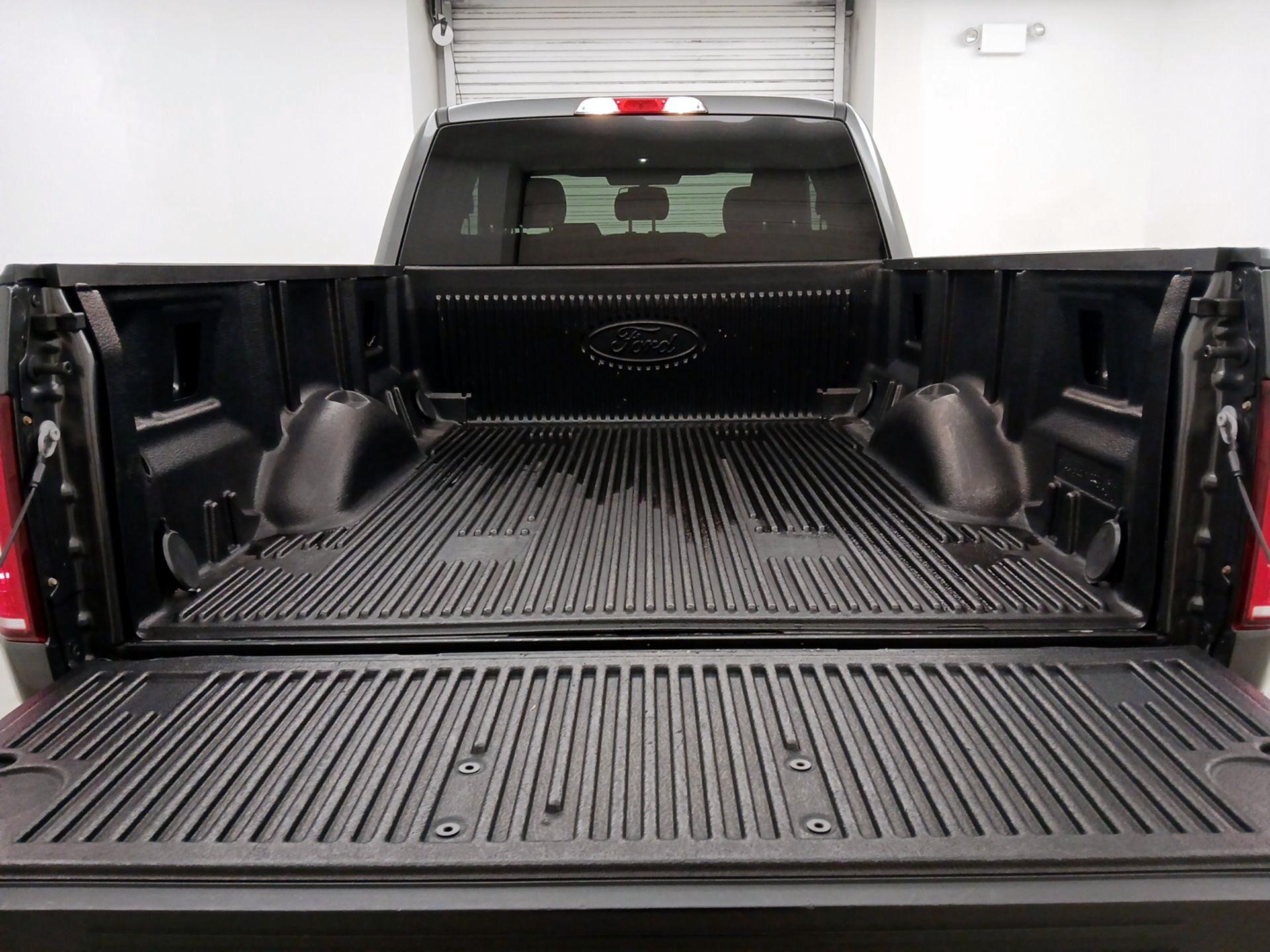 Thumbnail: 2018 Ford F-150 - 20