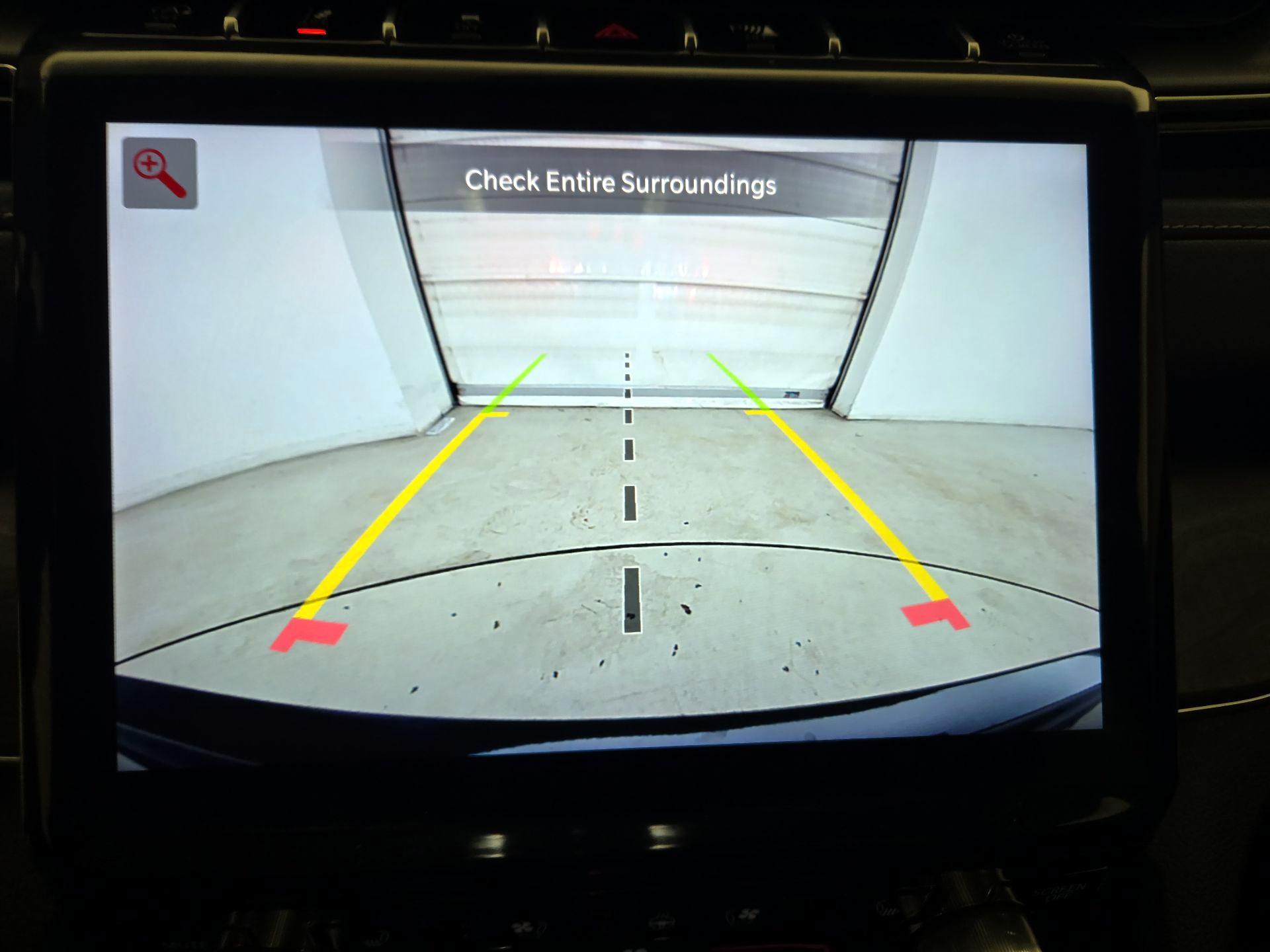 Thumbnail: 2023 Jeep Grand Cherokee - 14