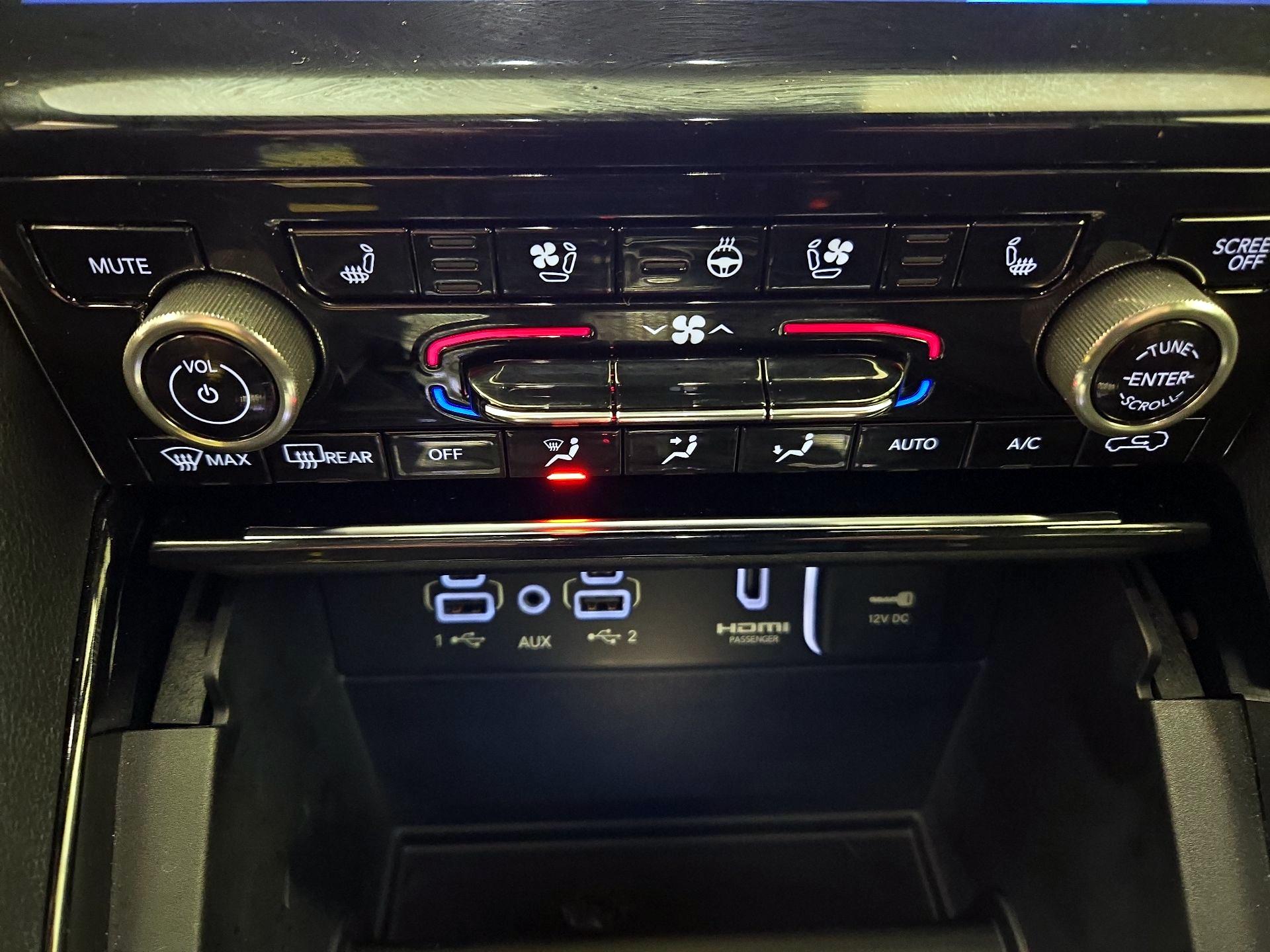 Thumbnail: 2023 Jeep Grand Cherokee - 16