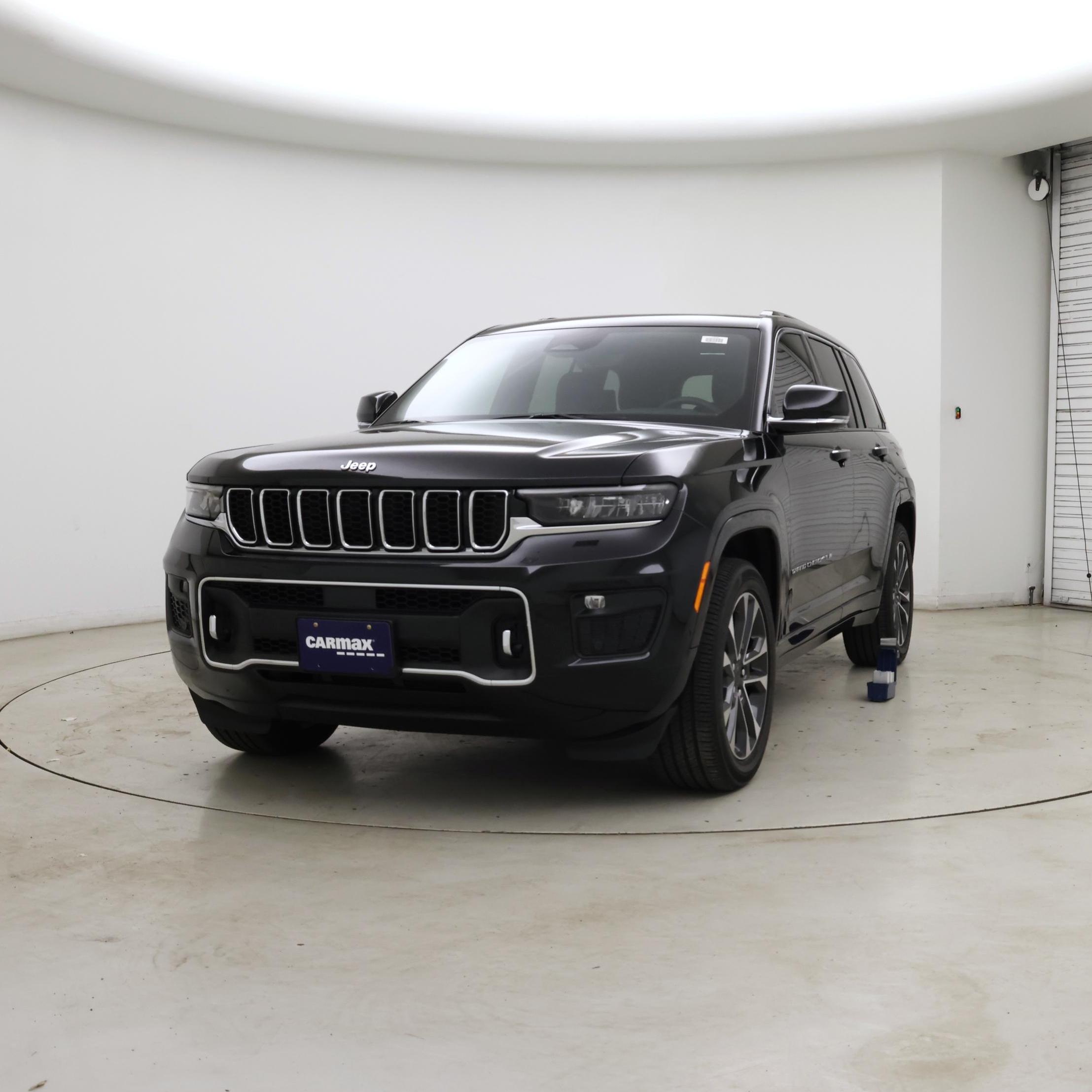 Thumbnail: 2023 Jeep Grand Cherokee - 4