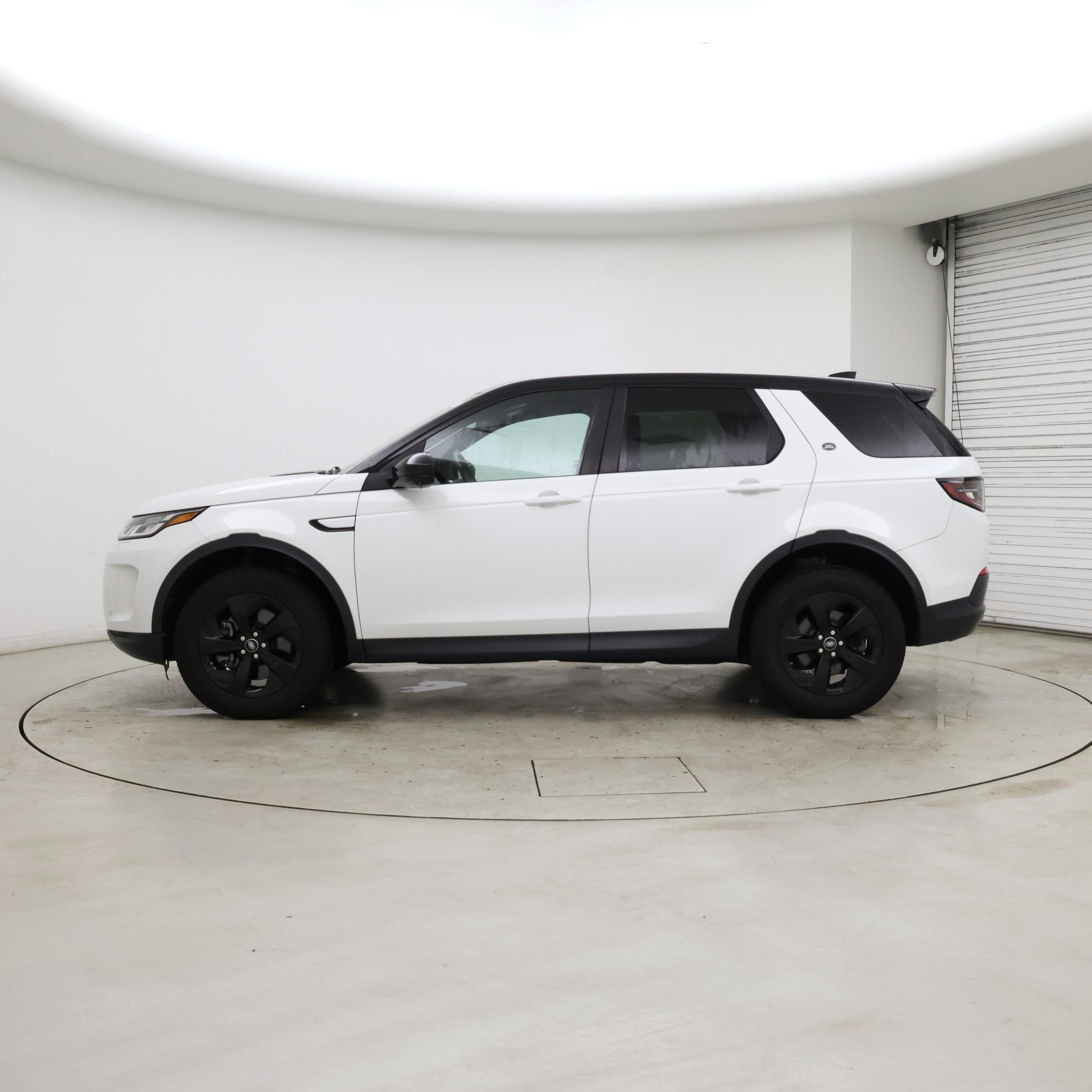 Thumbnail: 2021 Land Rover Discovery Sport - 3