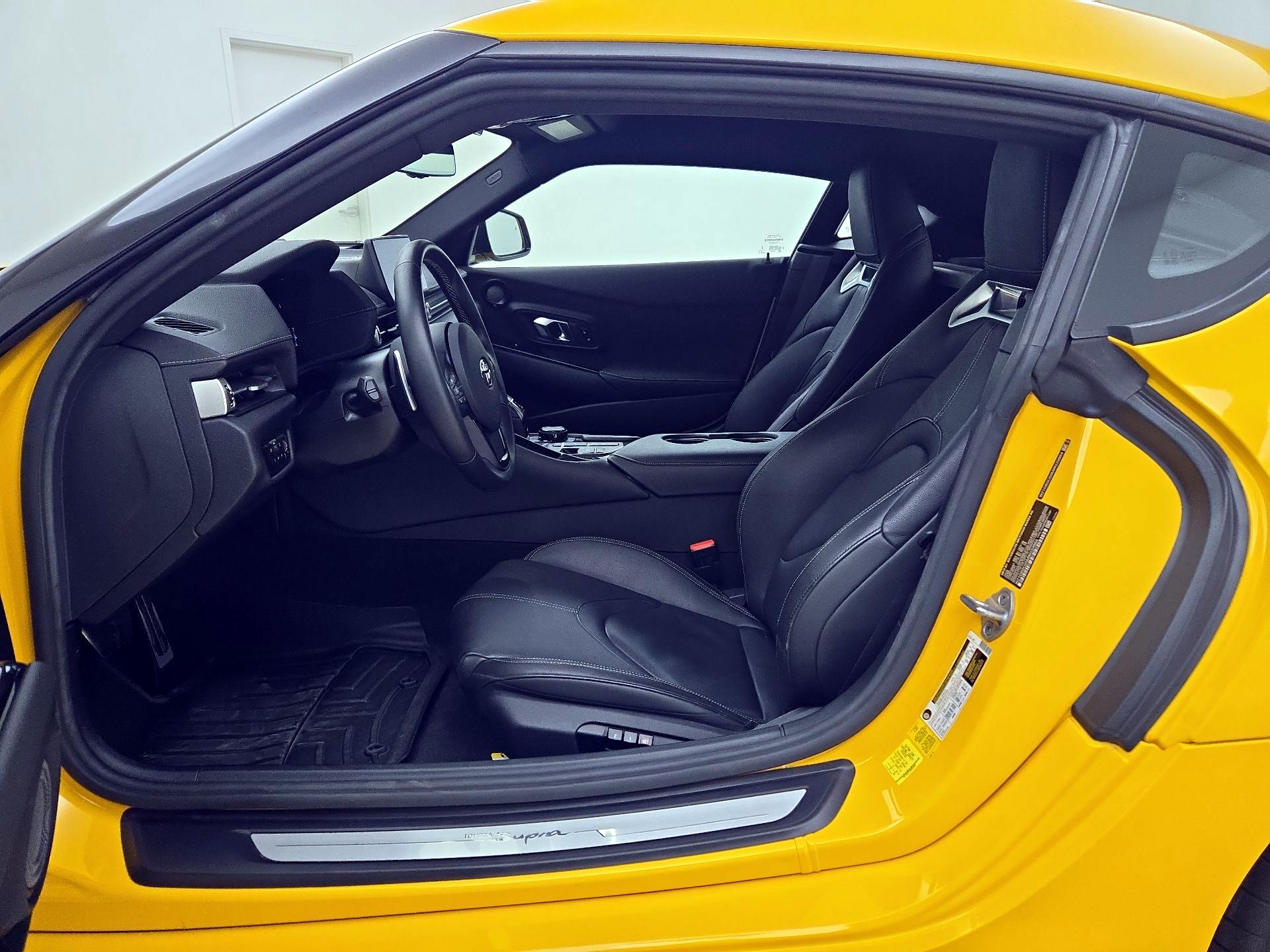 Thumbnail: 2021 Toyota Supra - 11