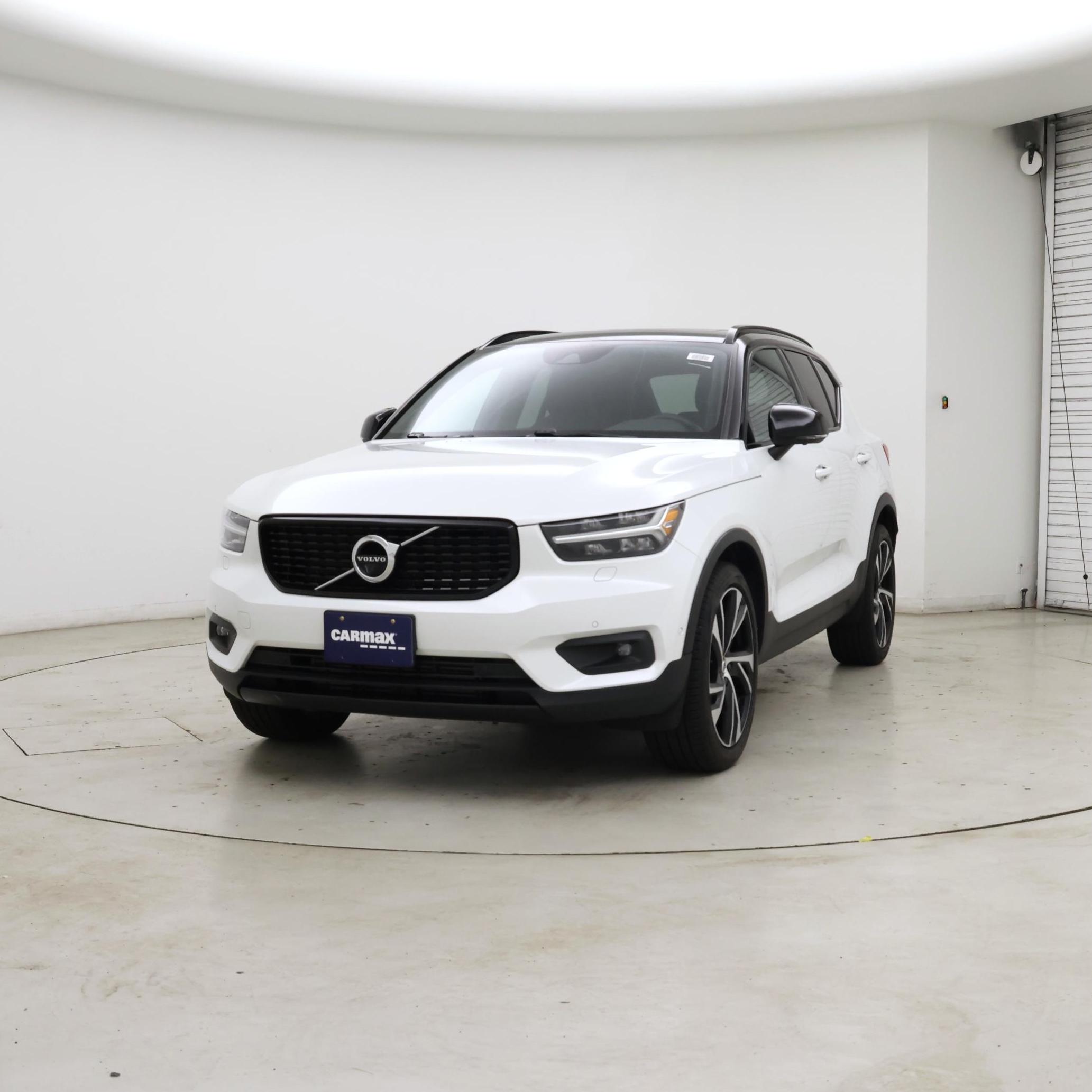 Thumbnail: 2019 Volvo XC40 - 4