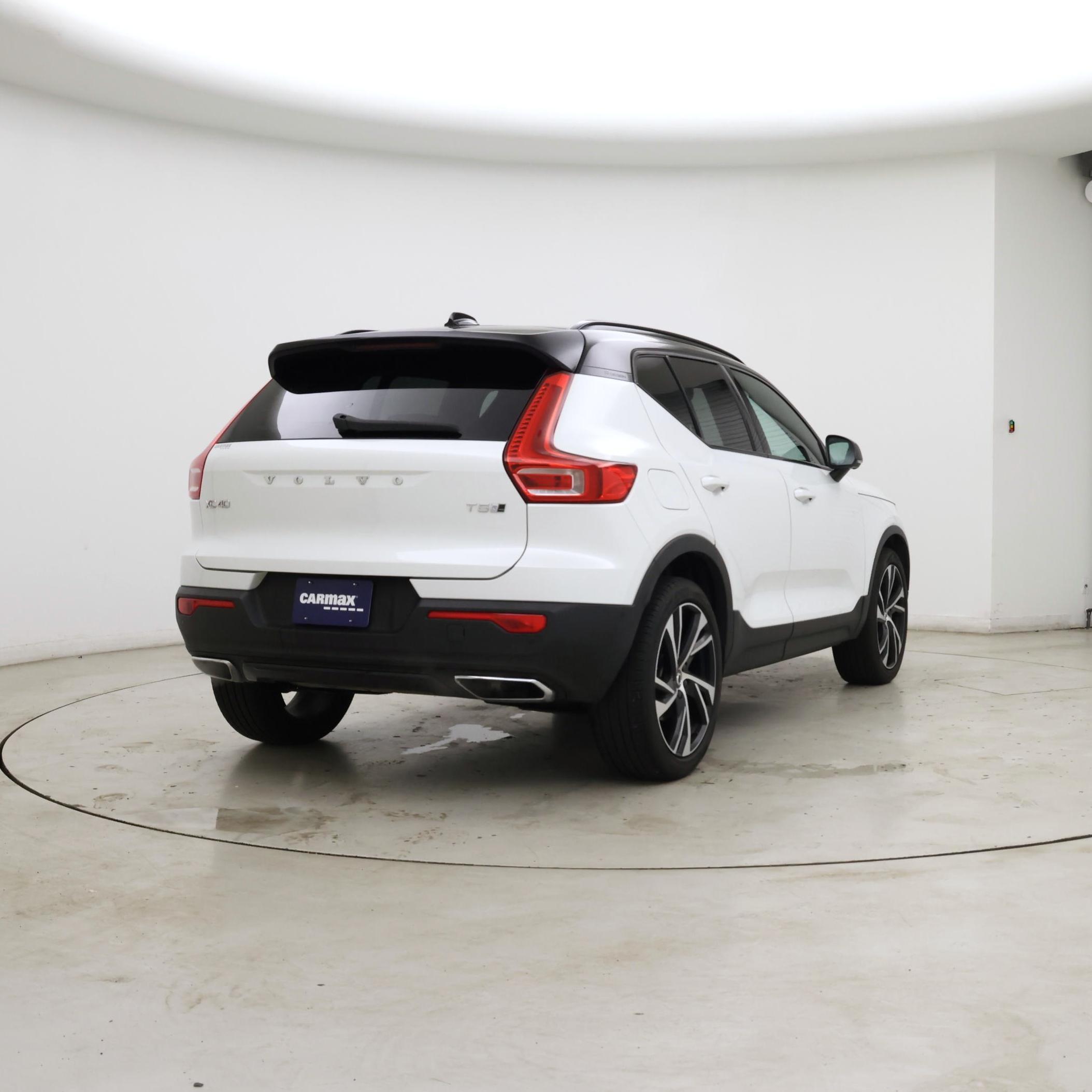 Thumbnail: 2019 Volvo XC40 - 8