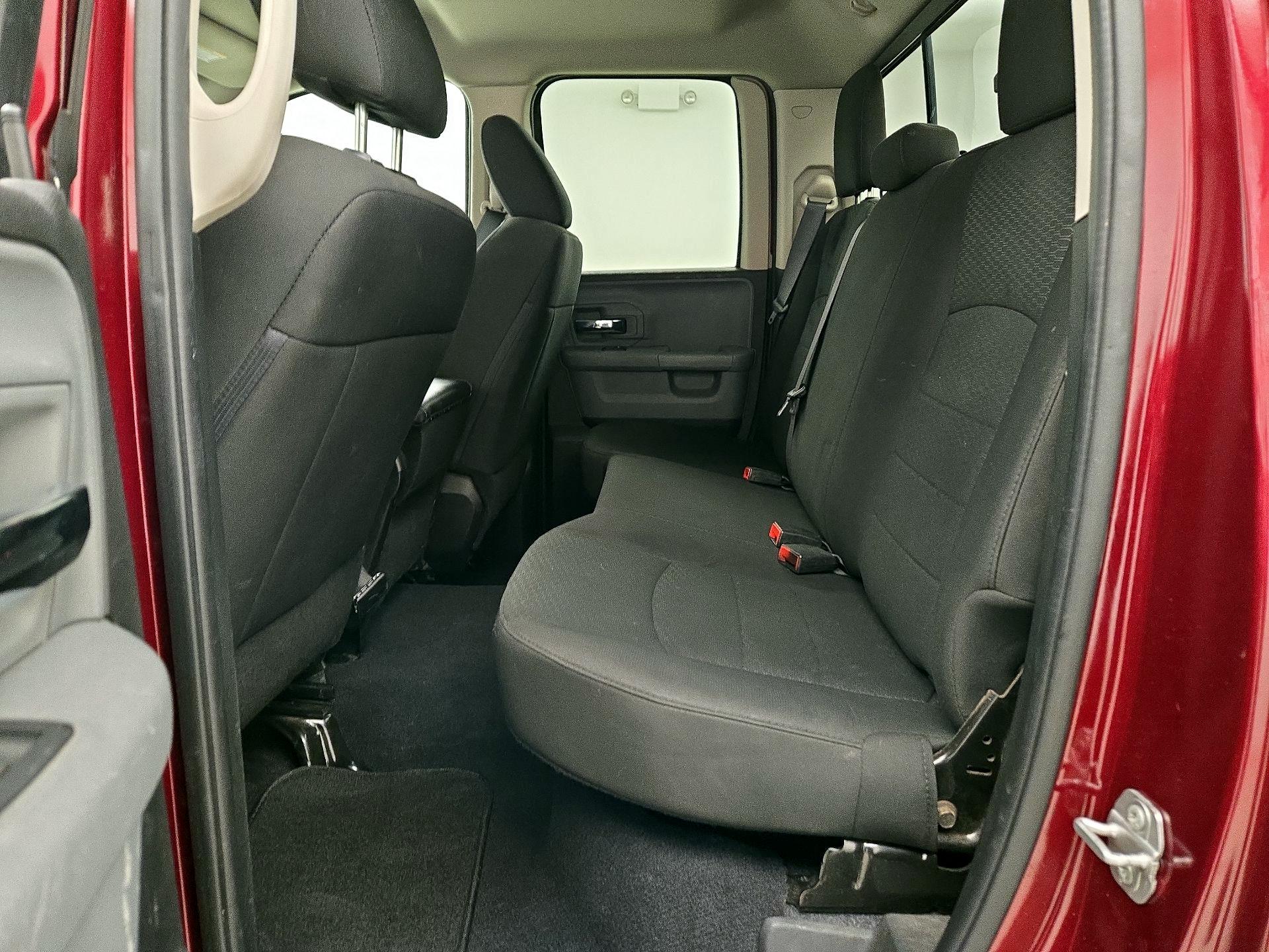 Thumbnail: 2020 RAM 1500 Classic - 19