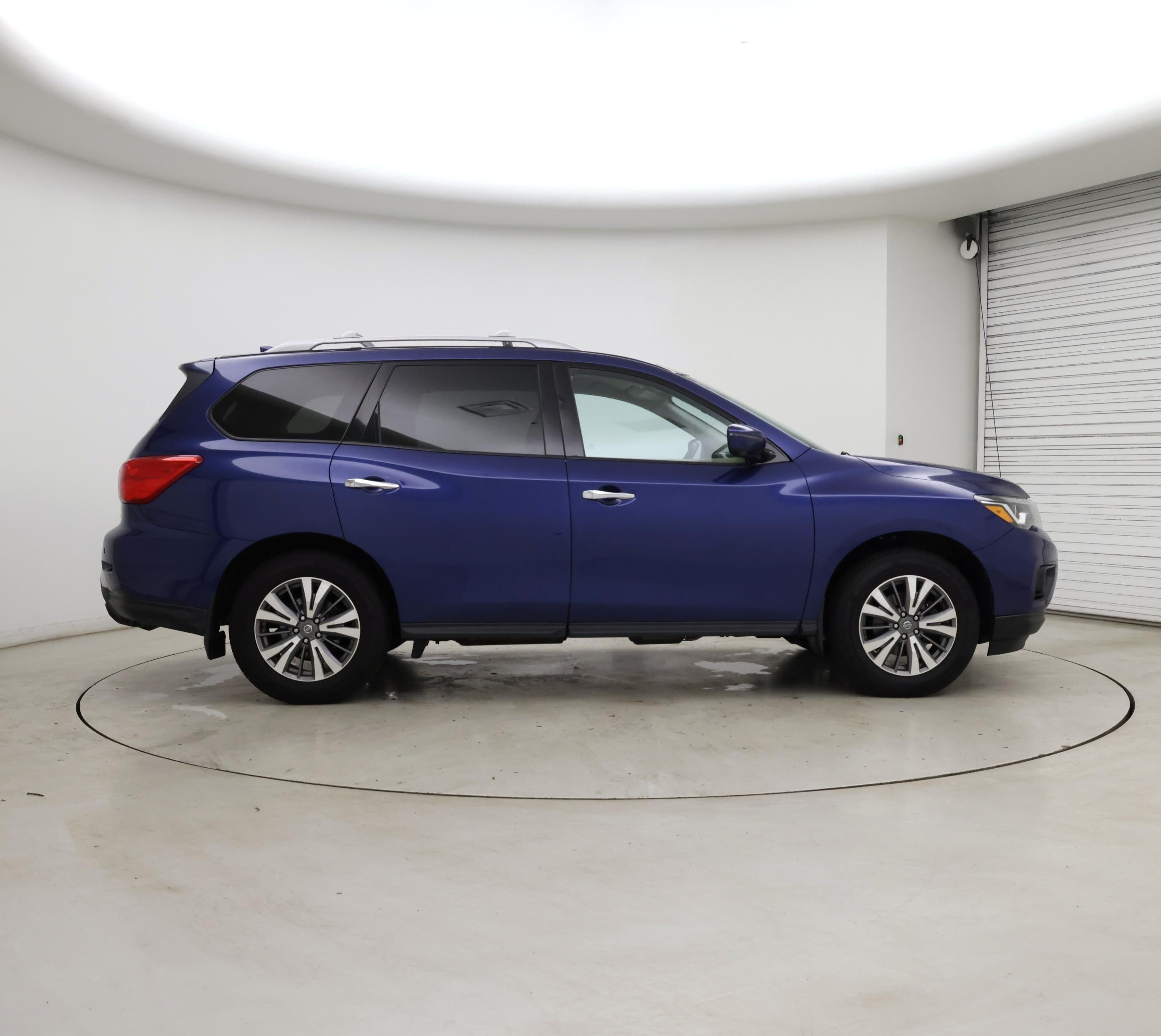 Thumbnail: 2020 Nissan Pathfinder - 7