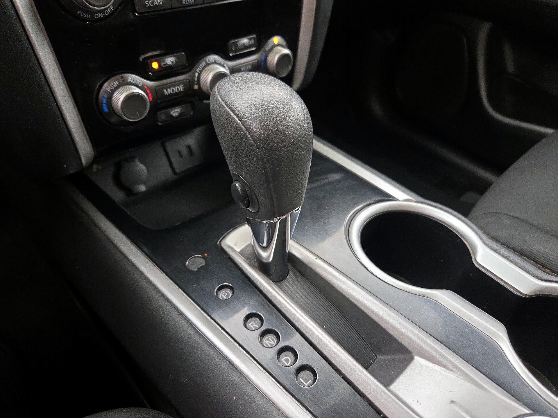 Thumbnail: 2020 Nissan Pathfinder - 16