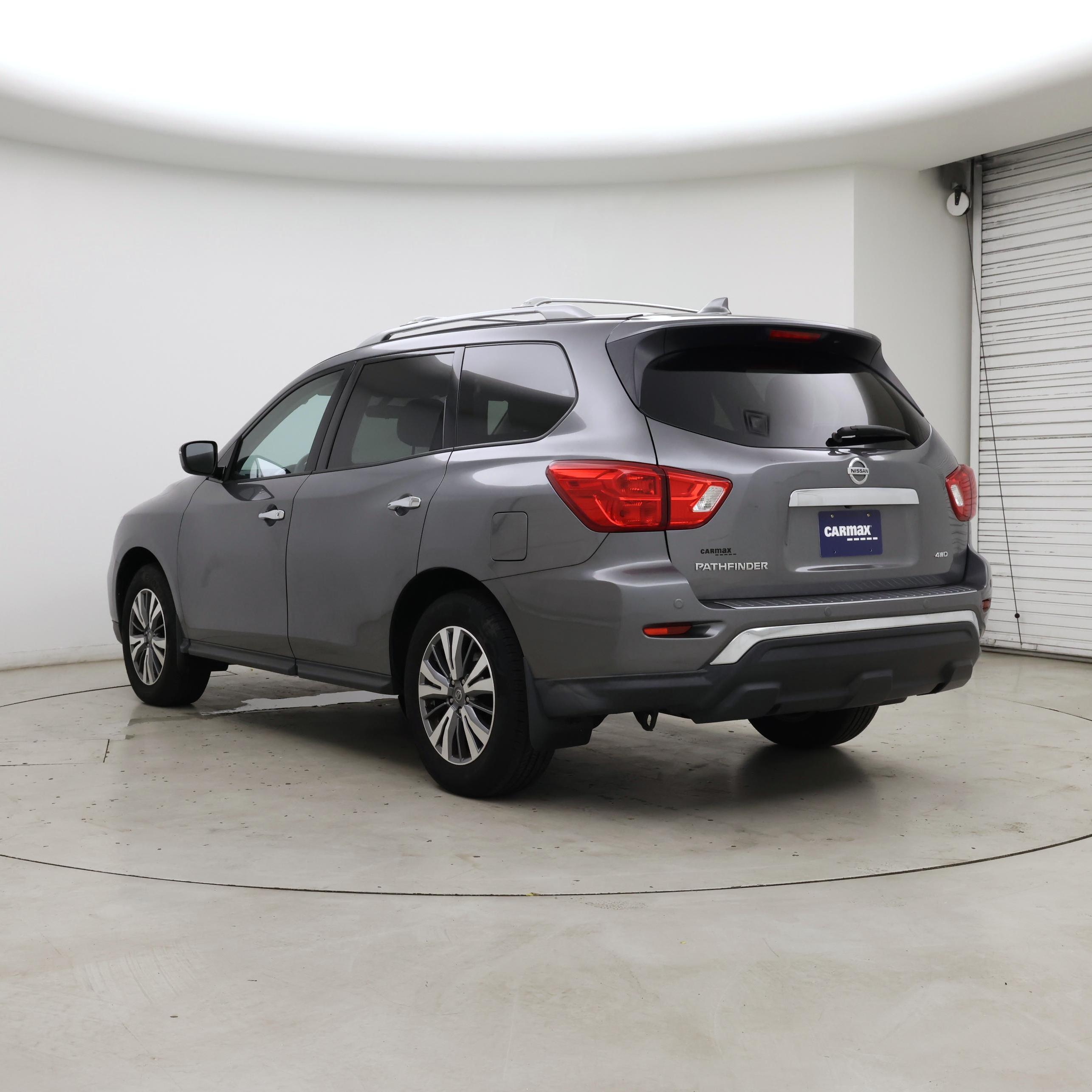 Thumbnail: 2020 Nissan Pathfinder - 2