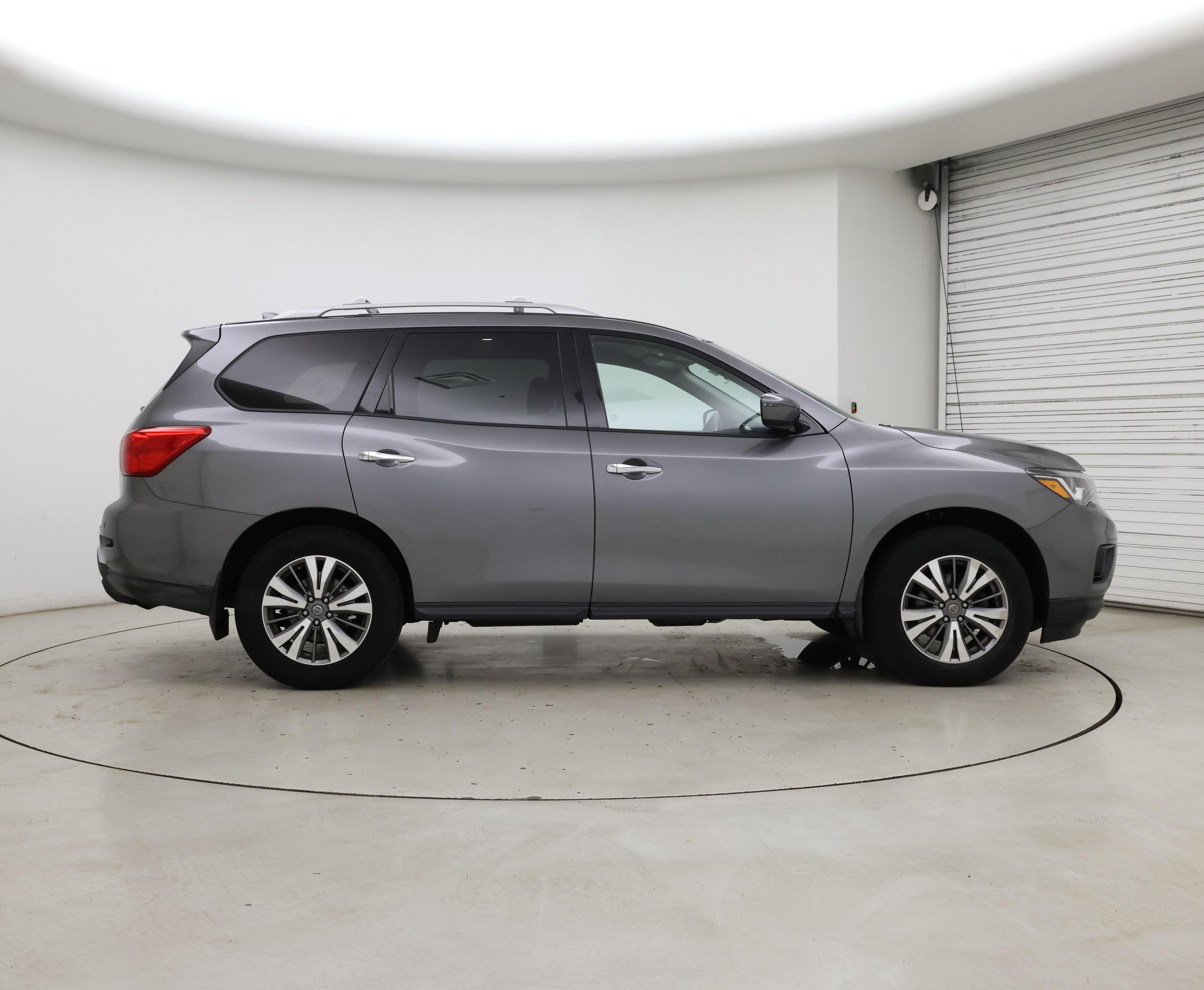 Thumbnail: 2020 Nissan Pathfinder - 7