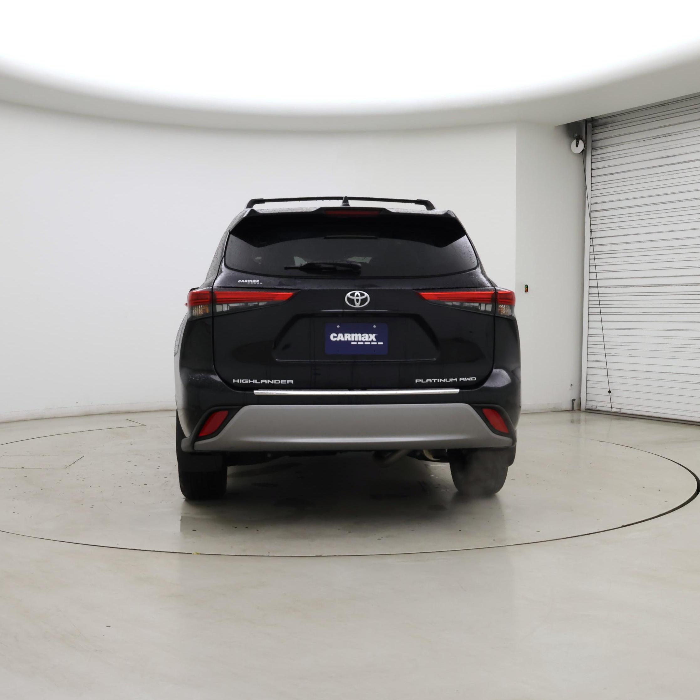 Thumbnail: 2023 Toyota Highlander - 6