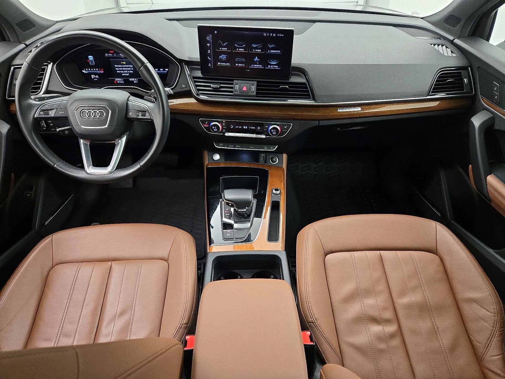 Thumbnail: 2022 Audi Q5 - 9