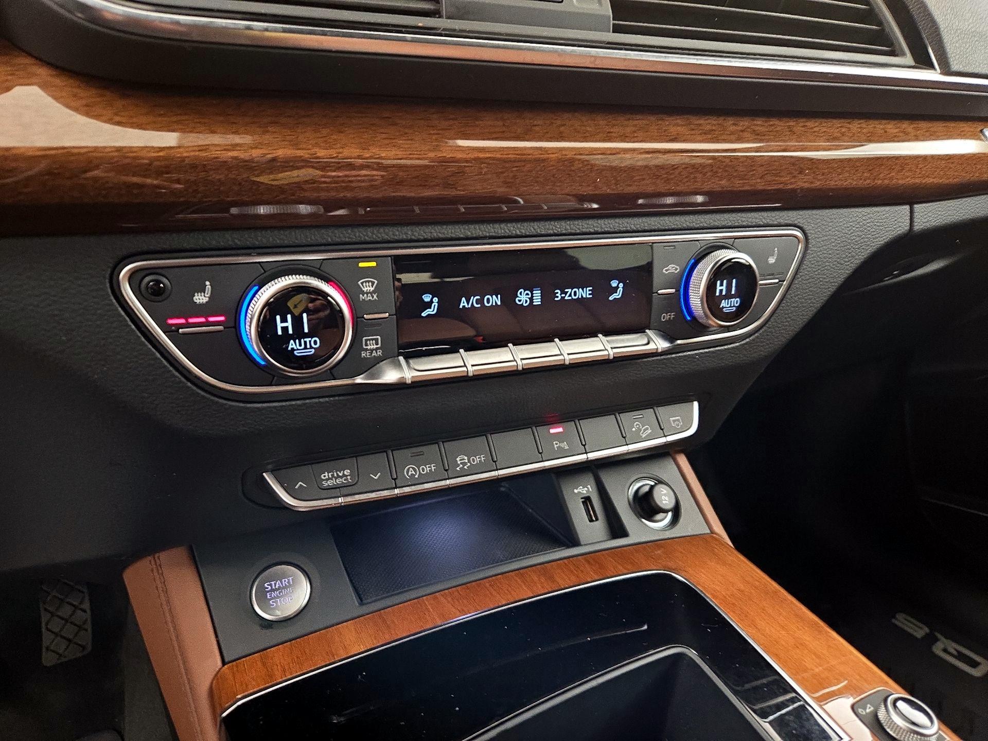 Thumbnail: 2022 Audi Q5 - 17