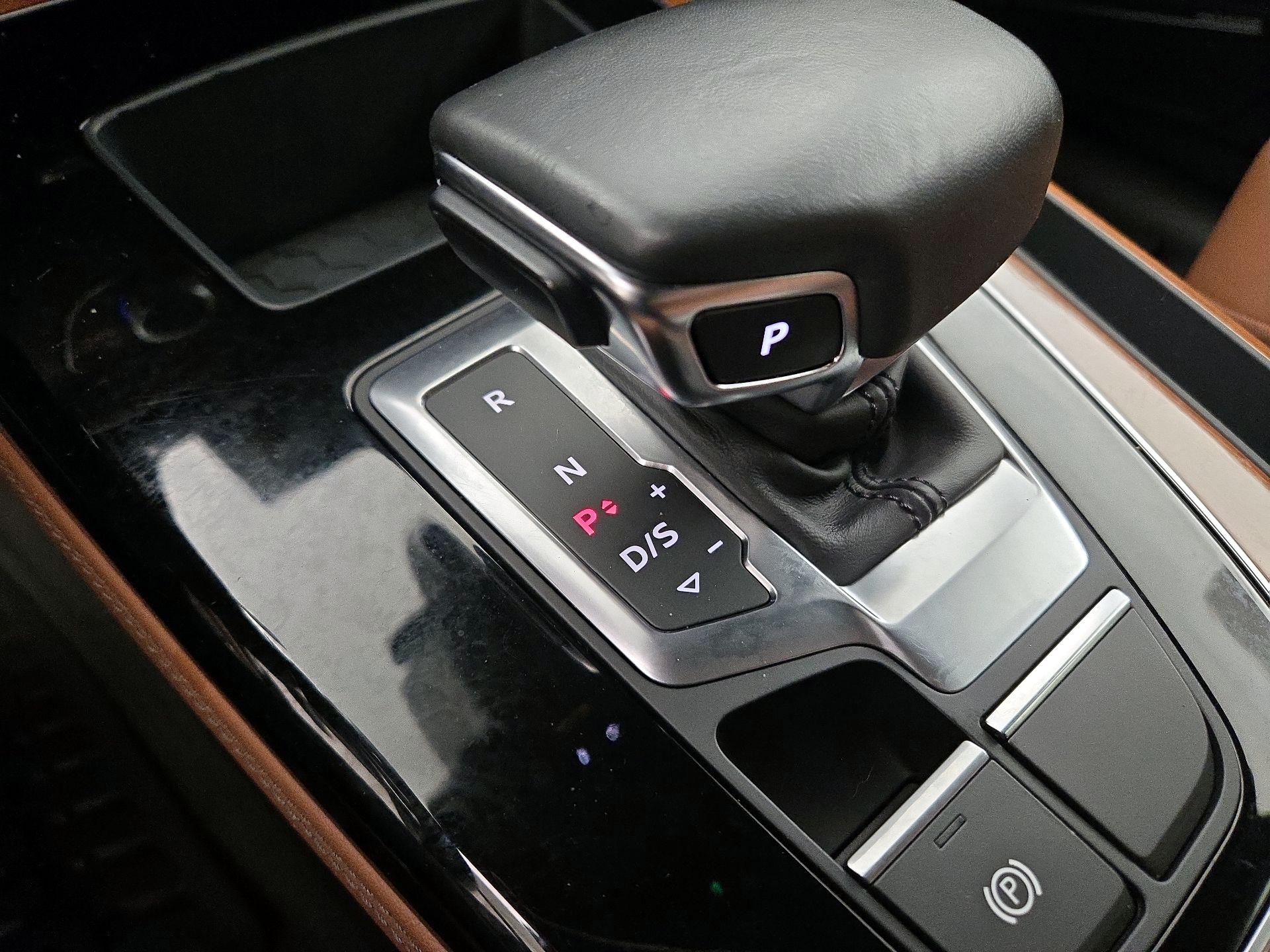 Thumbnail: 2022 Audi Q5 - 18