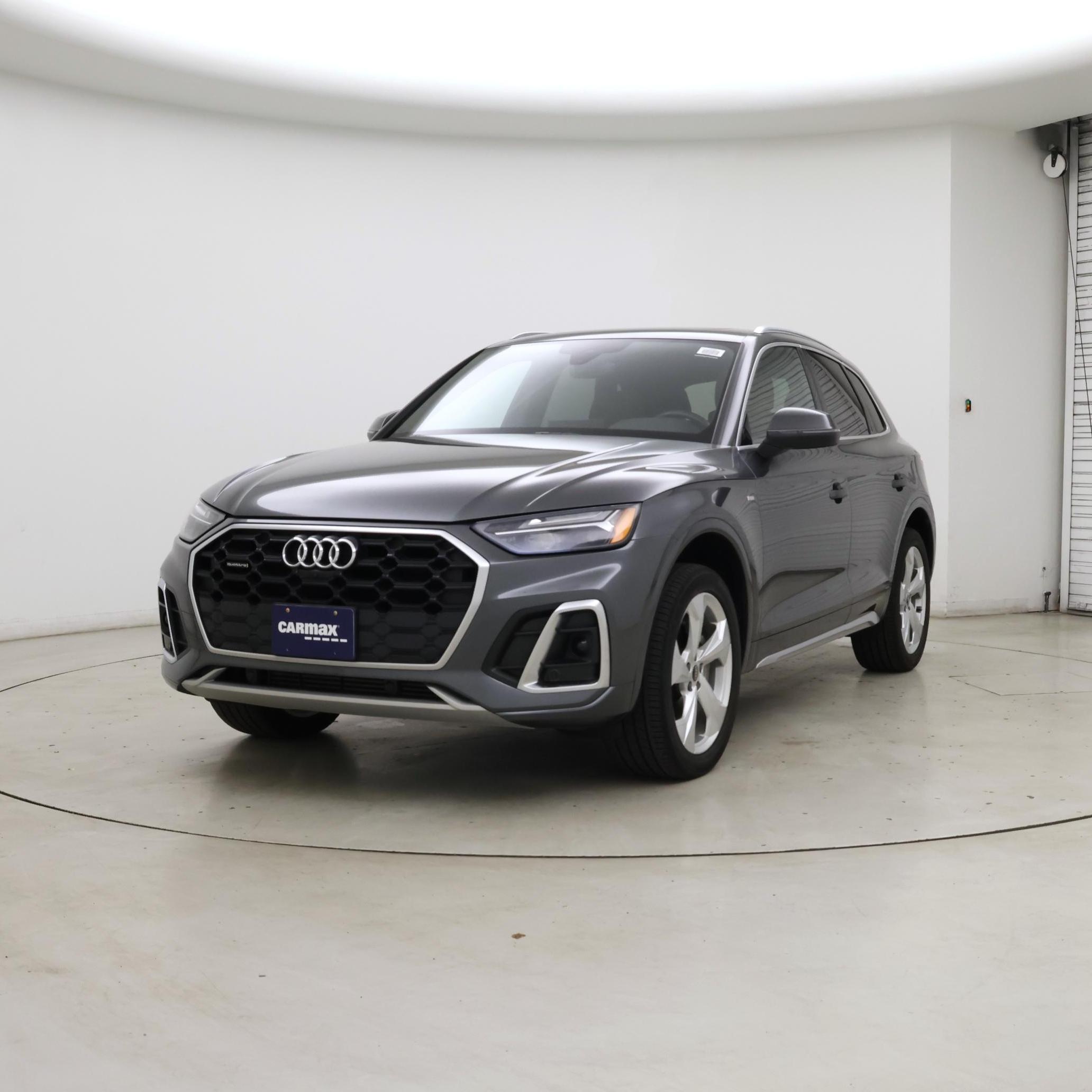 Thumbnail: 2022 Audi Q5 - 4