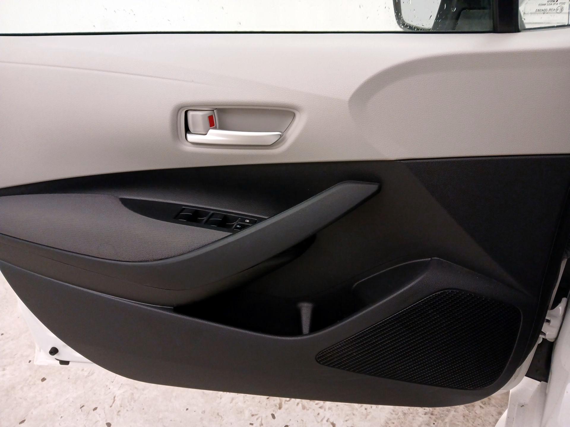 Thumbnail: 2020 Toyota Corolla - 12