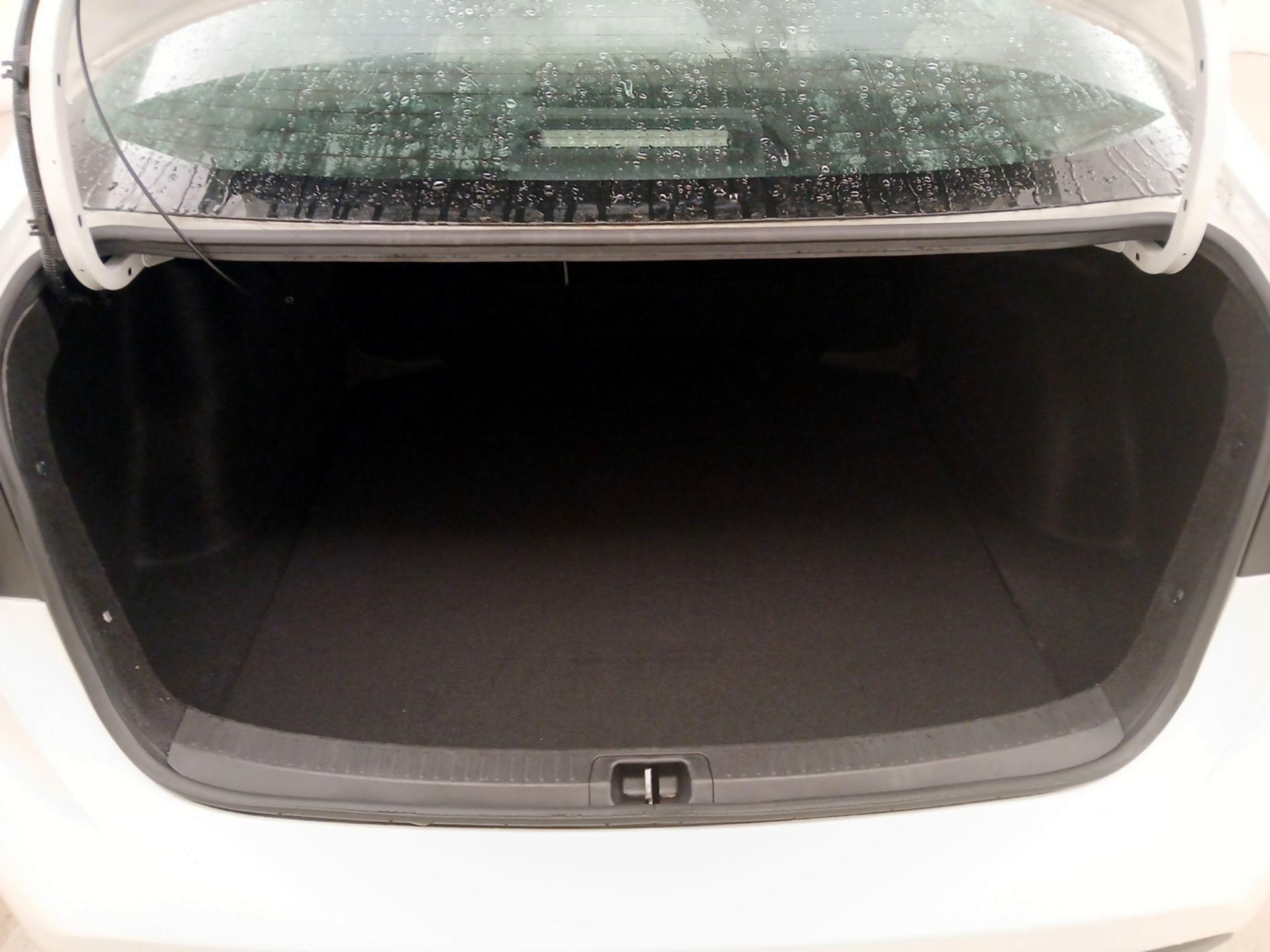 Thumbnail: 2020 Toyota Corolla - 20