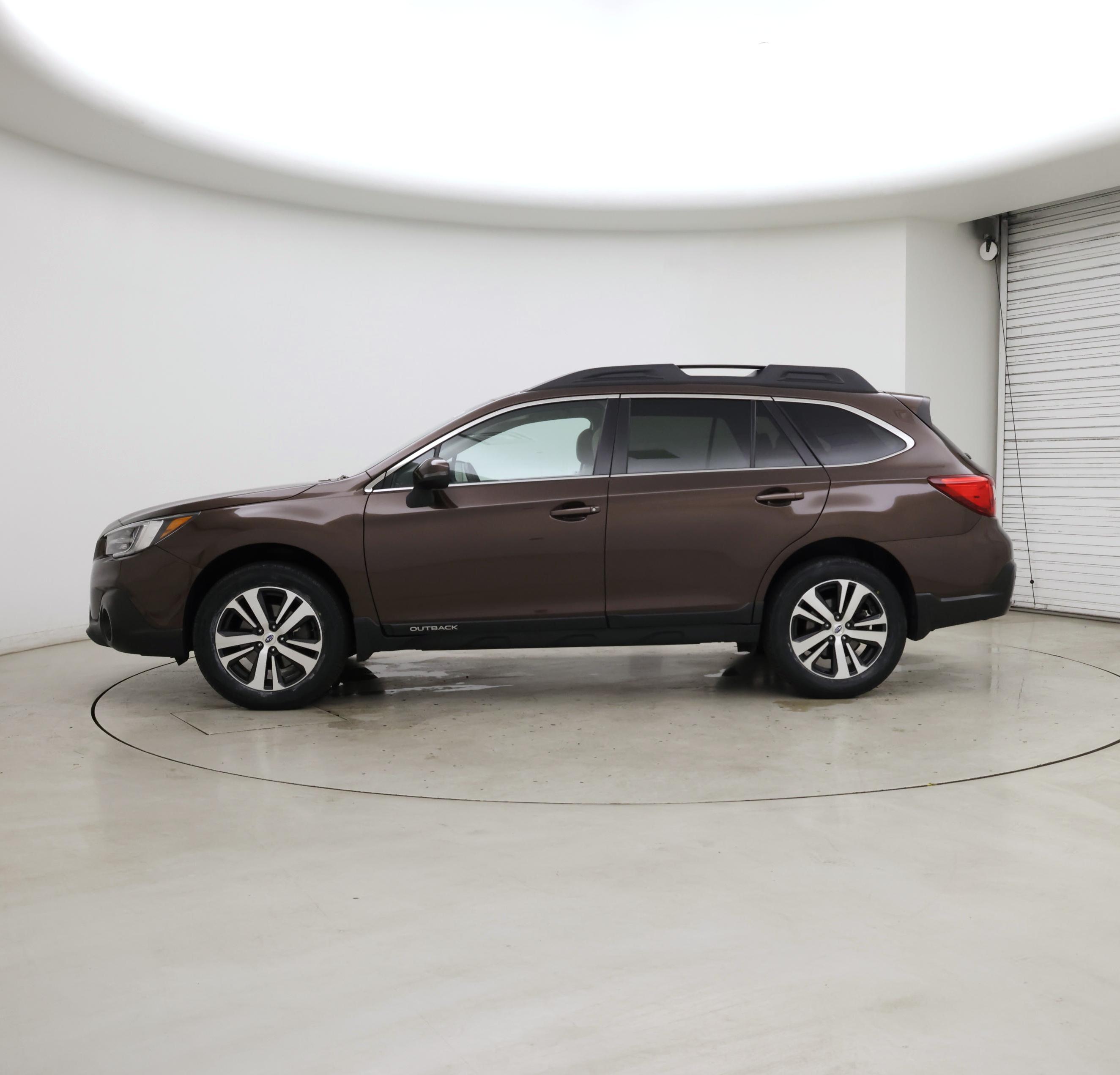 Thumbnail: 2019 Subaru Outback - 3