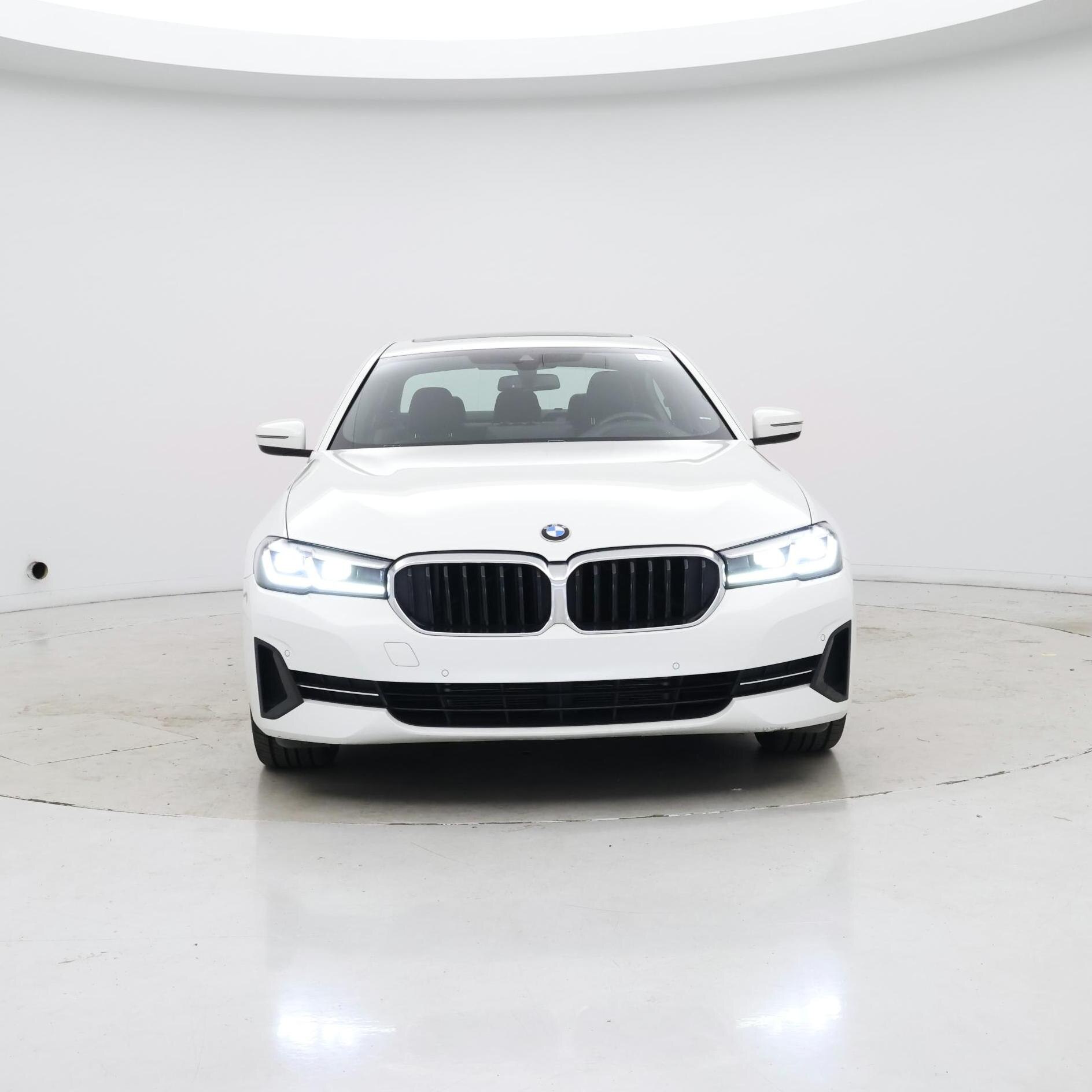 Thumbnail: 2021 BMW 5 Series - 5