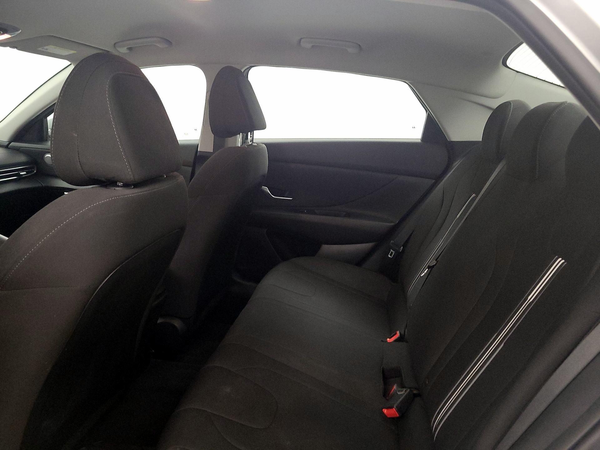 Thumbnail: 2023 Hyundai Elantra - 19