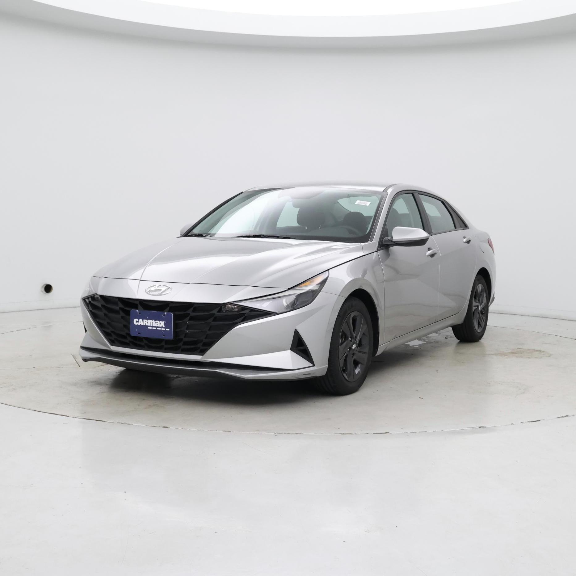 Thumbnail: 2023 Hyundai Elantra - 4