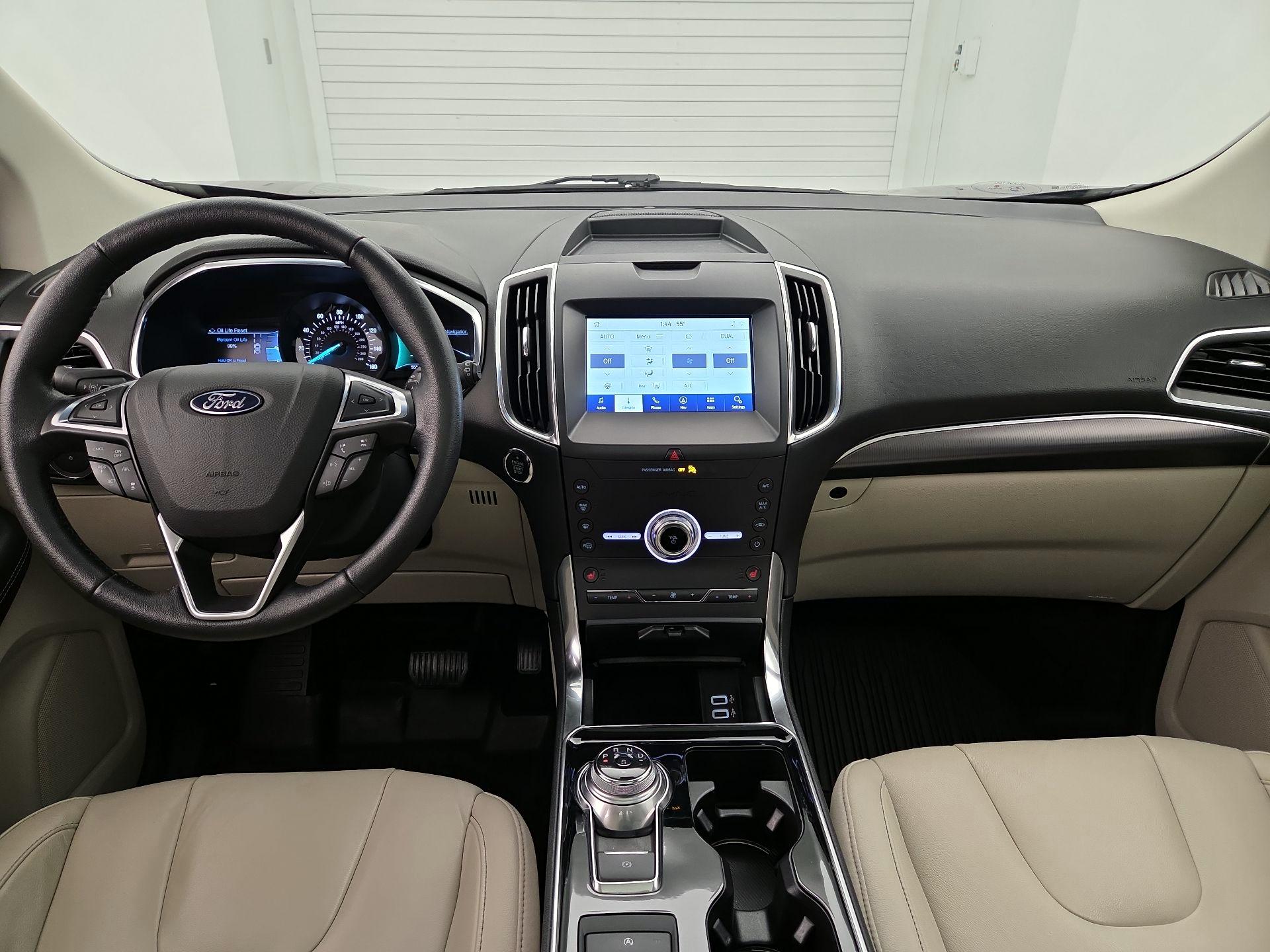 Thumbnail: 2020 Ford Edge - 9