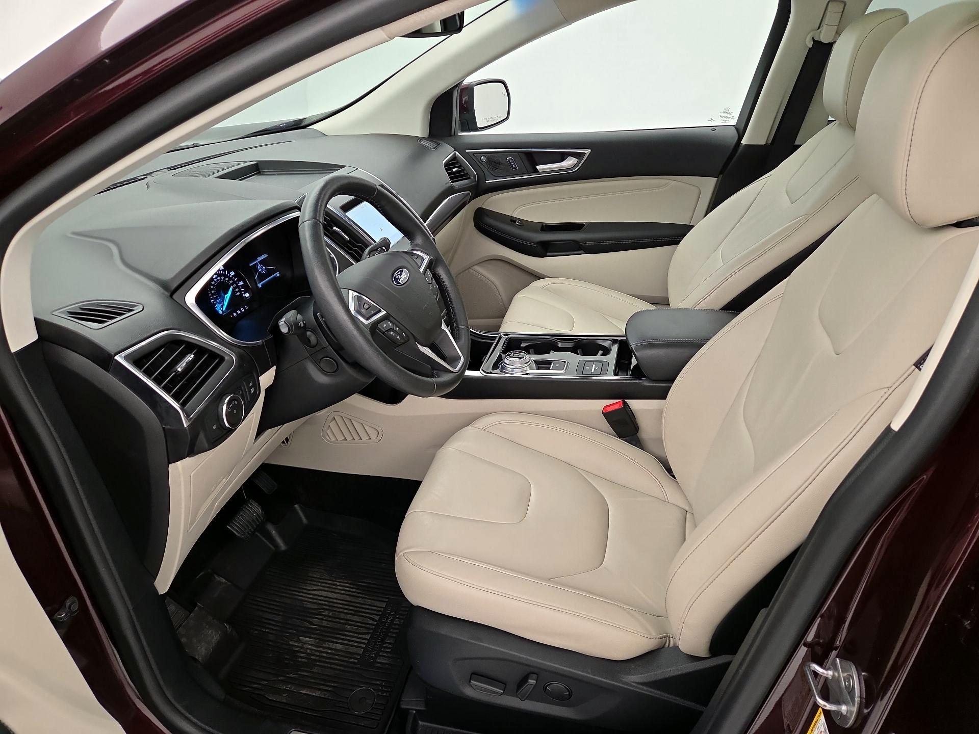 Thumbnail: 2020 Ford Edge - 11