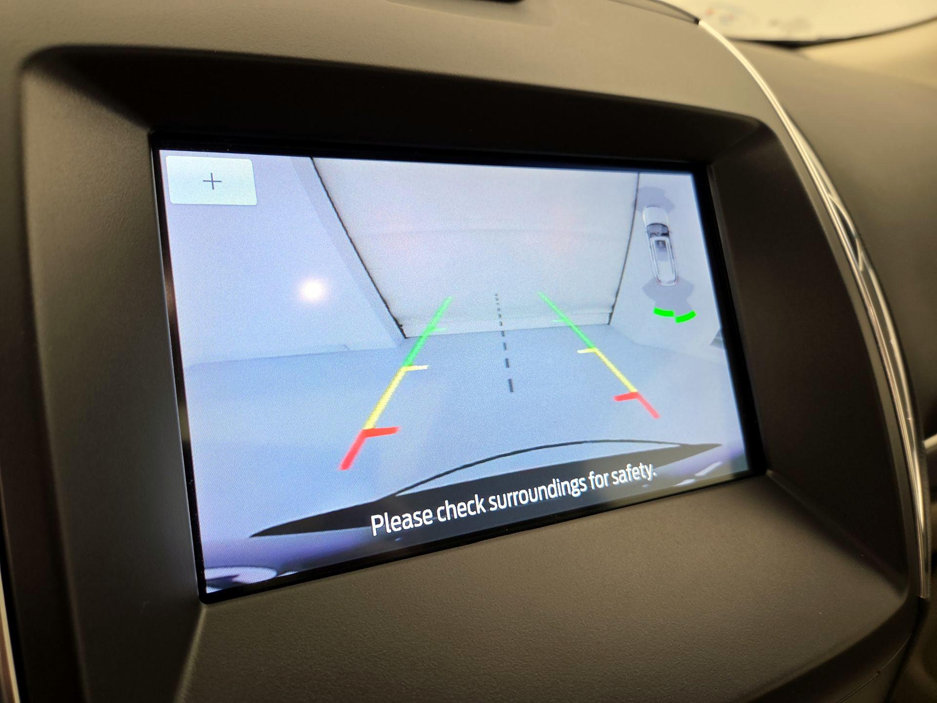 Thumbnail: 2020 Ford Edge - 15