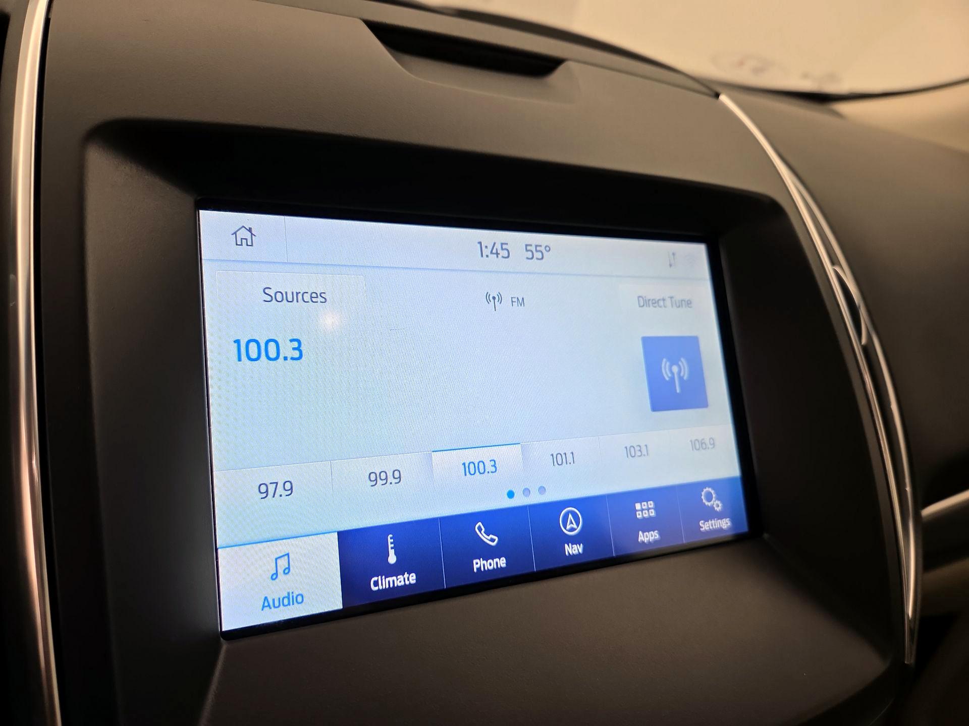 Thumbnail: 2020 Ford Edge - 16