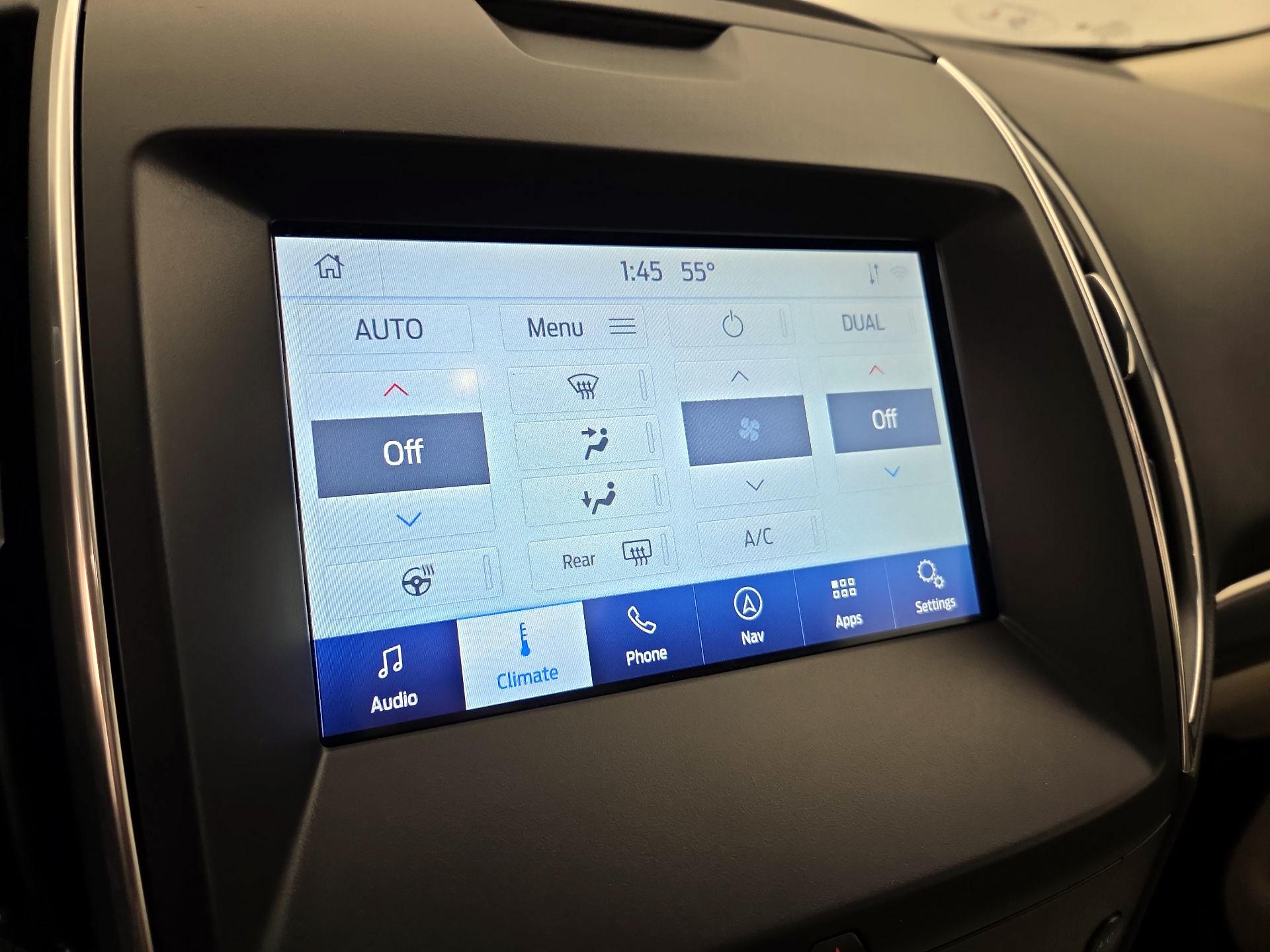 Thumbnail: 2020 Ford Edge - 17