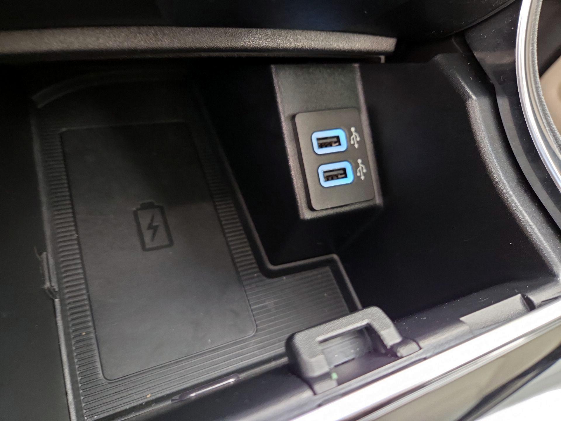 Thumbnail: 2020 Ford Edge - 19