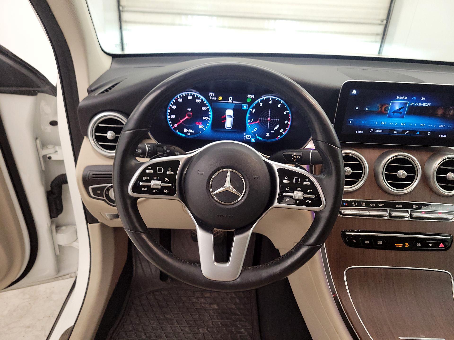 Thumbnail: 2022 Mercedes-Benz GLC - 10