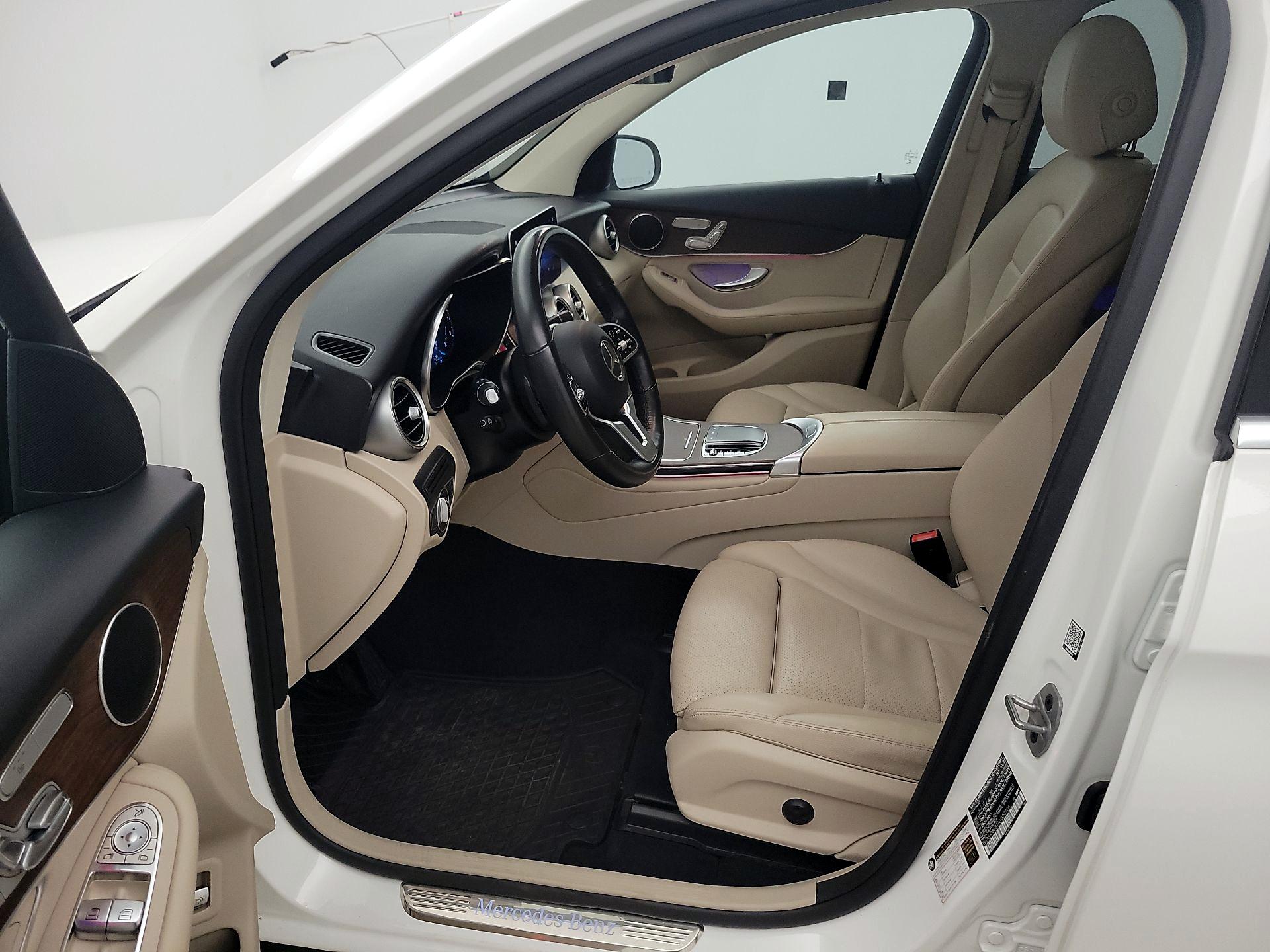 Thumbnail: 2022 Mercedes-Benz GLC - 11