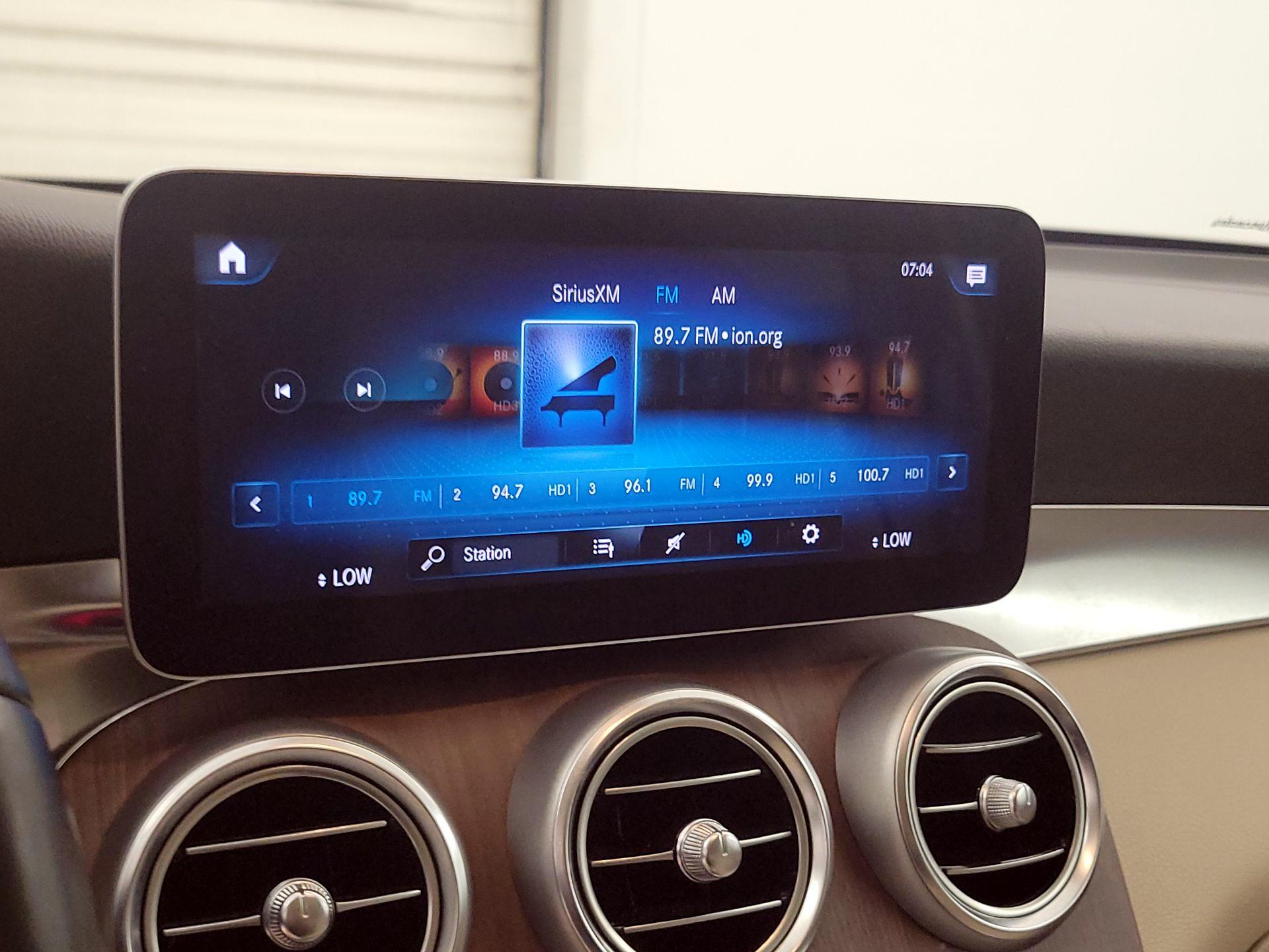 Thumbnail: 2022 Mercedes-Benz GLC - 15