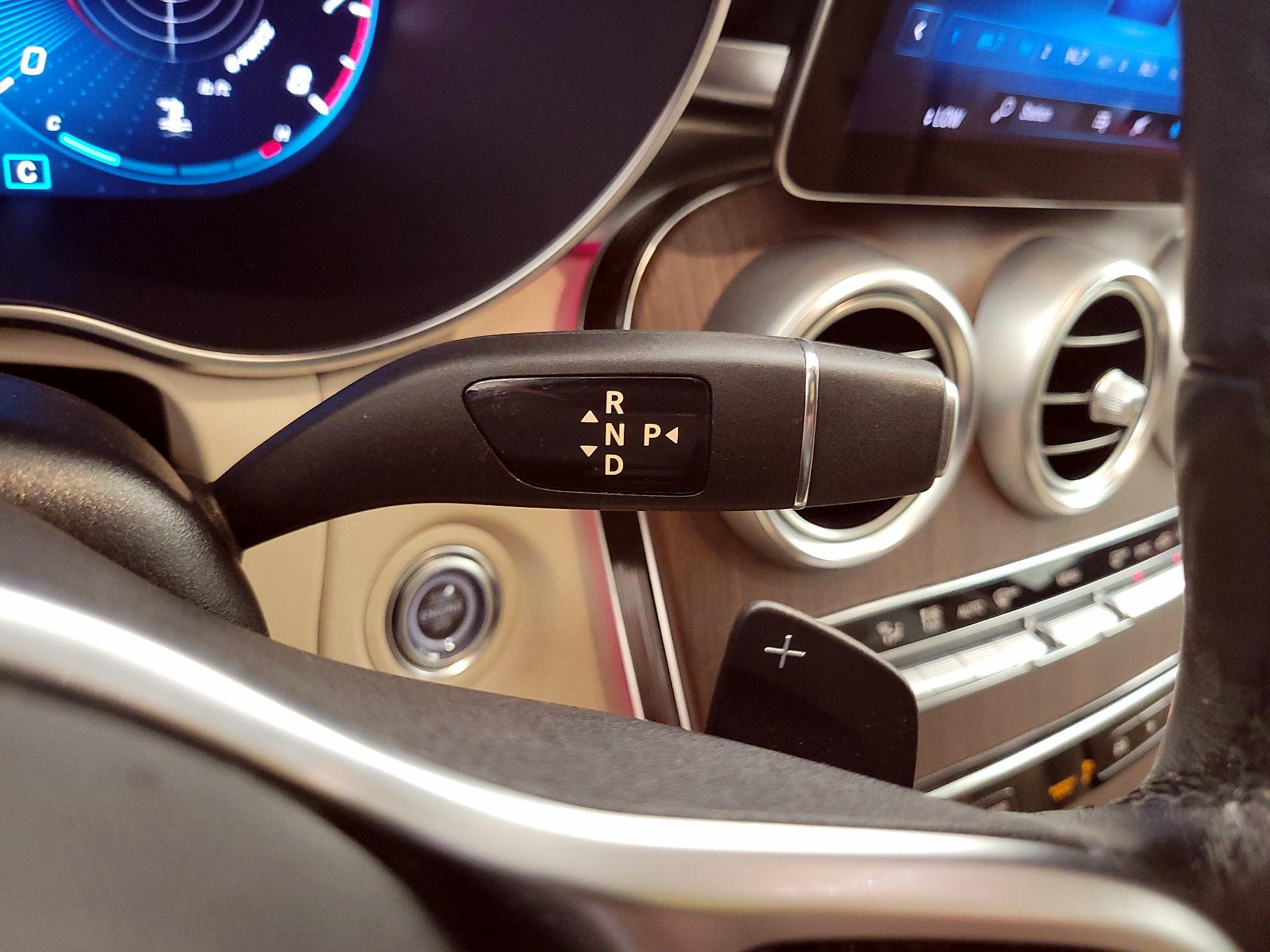 Thumbnail: 2022 Mercedes-Benz GLC - 17