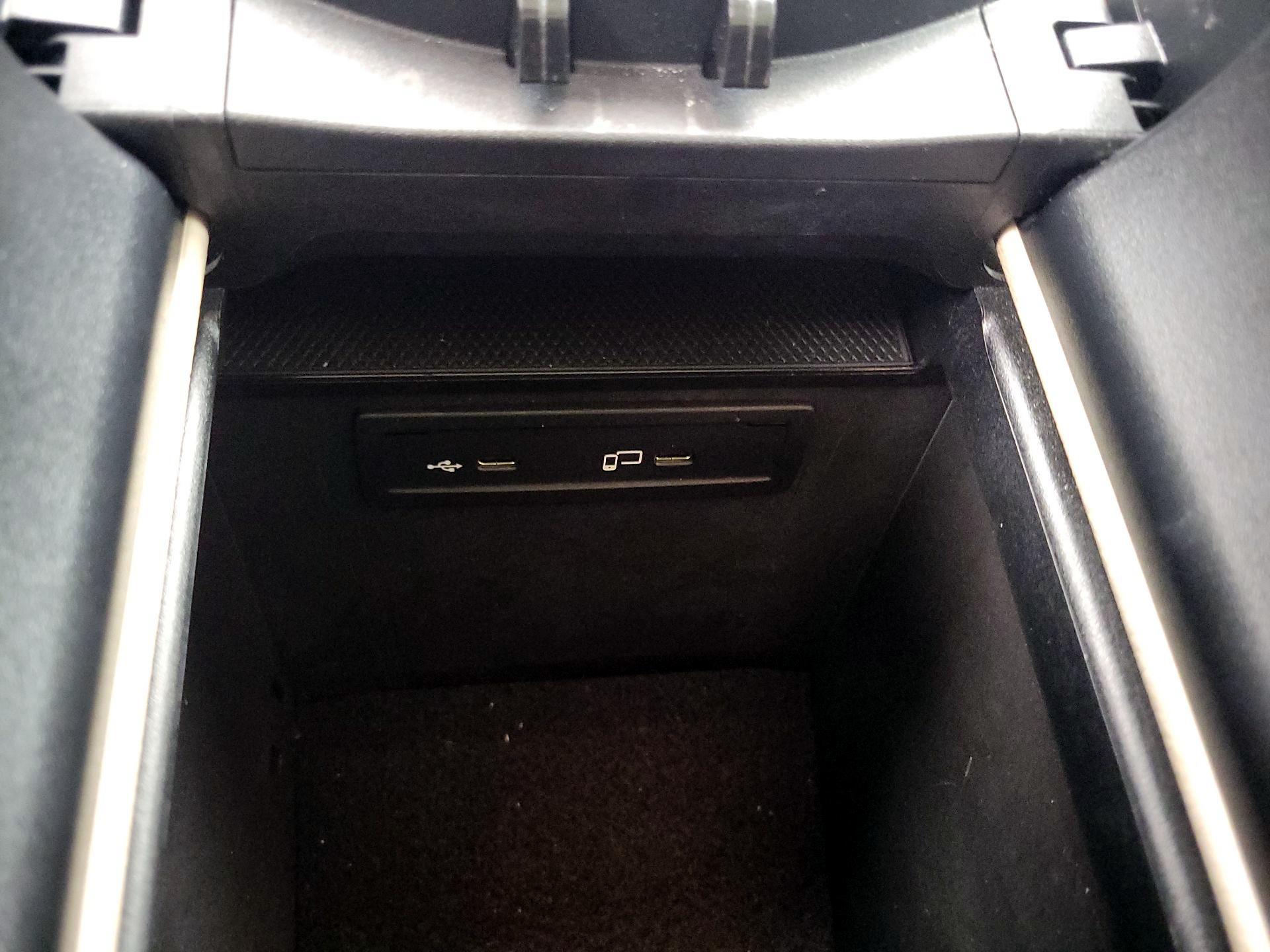 Thumbnail: 2022 Mercedes-Benz GLC - 18