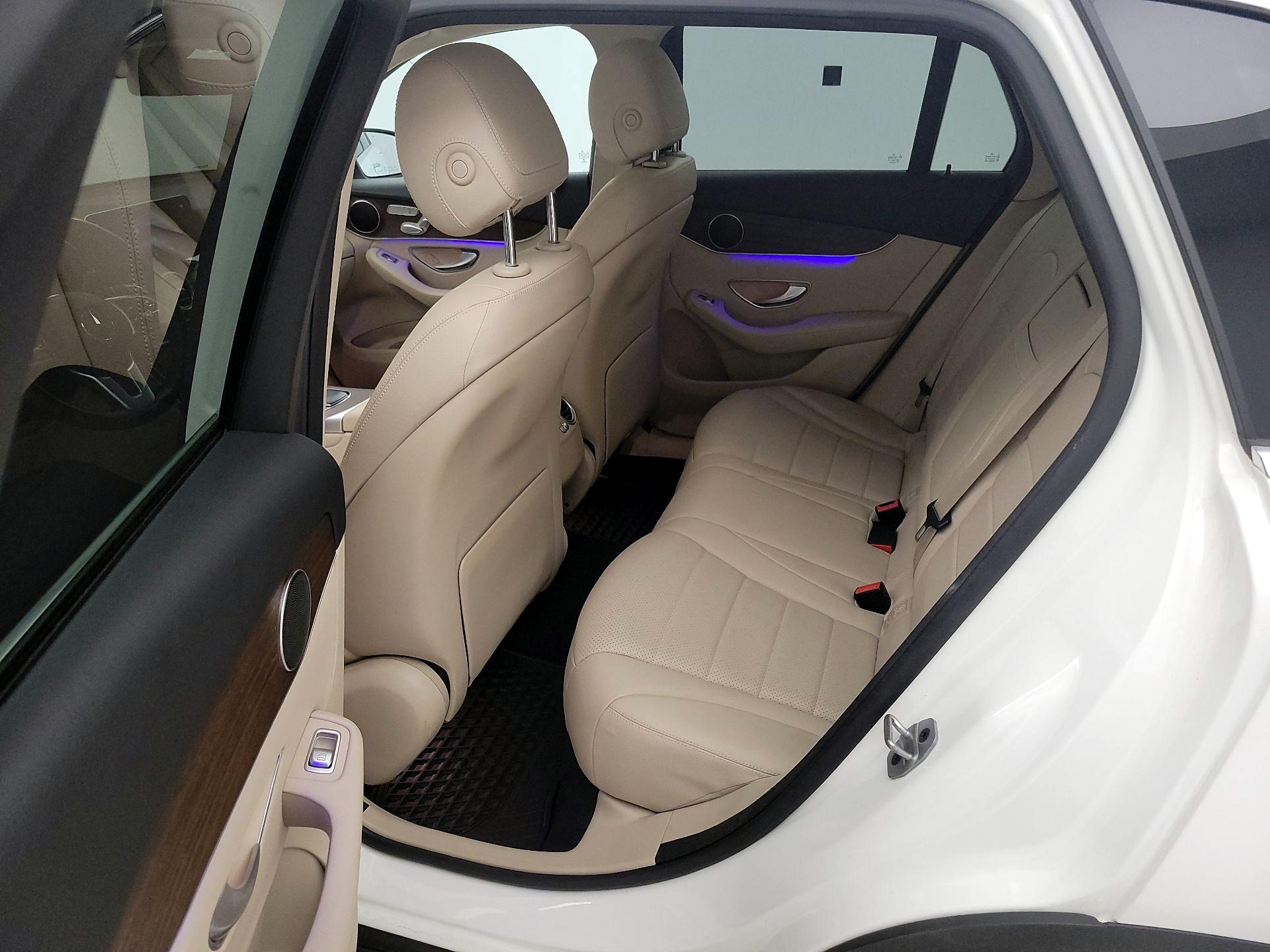 Thumbnail: 2022 Mercedes-Benz GLC - 20