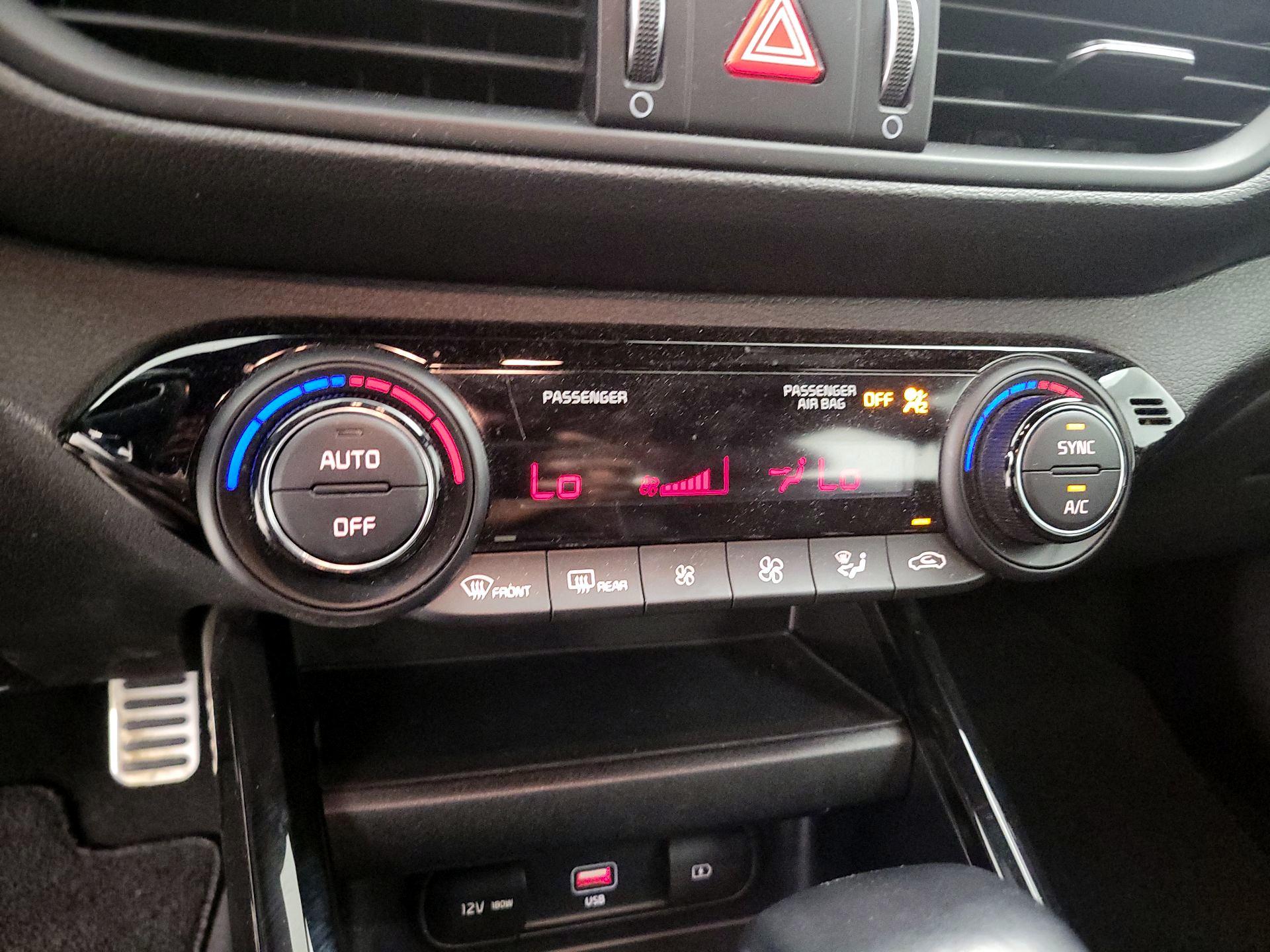 Thumbnail: 2023 Kia Forte - 15